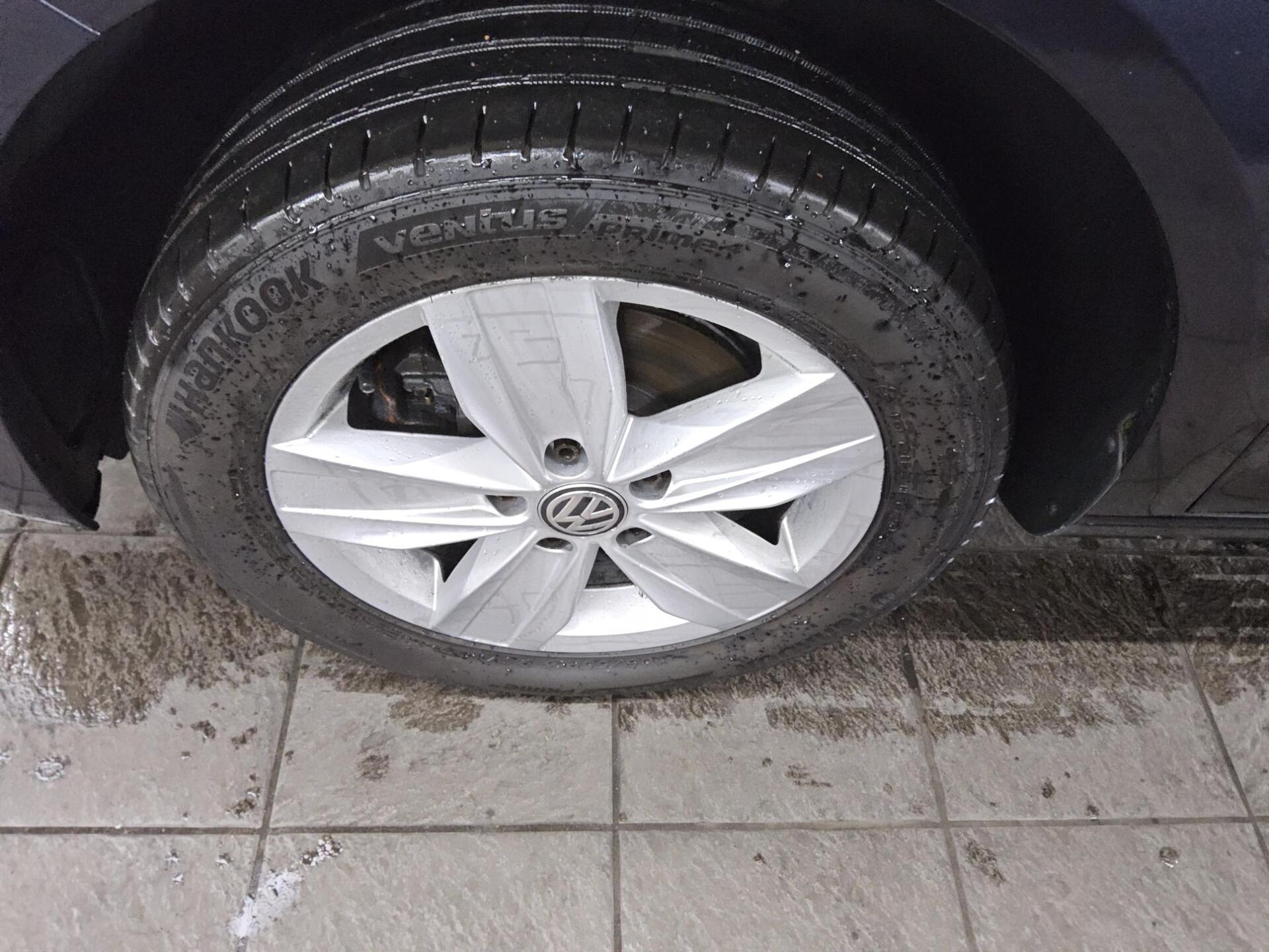 Volkswagen Caddy Maxi 2.0 TDI Comf. 5-Sitze Navi Shz ACC 10