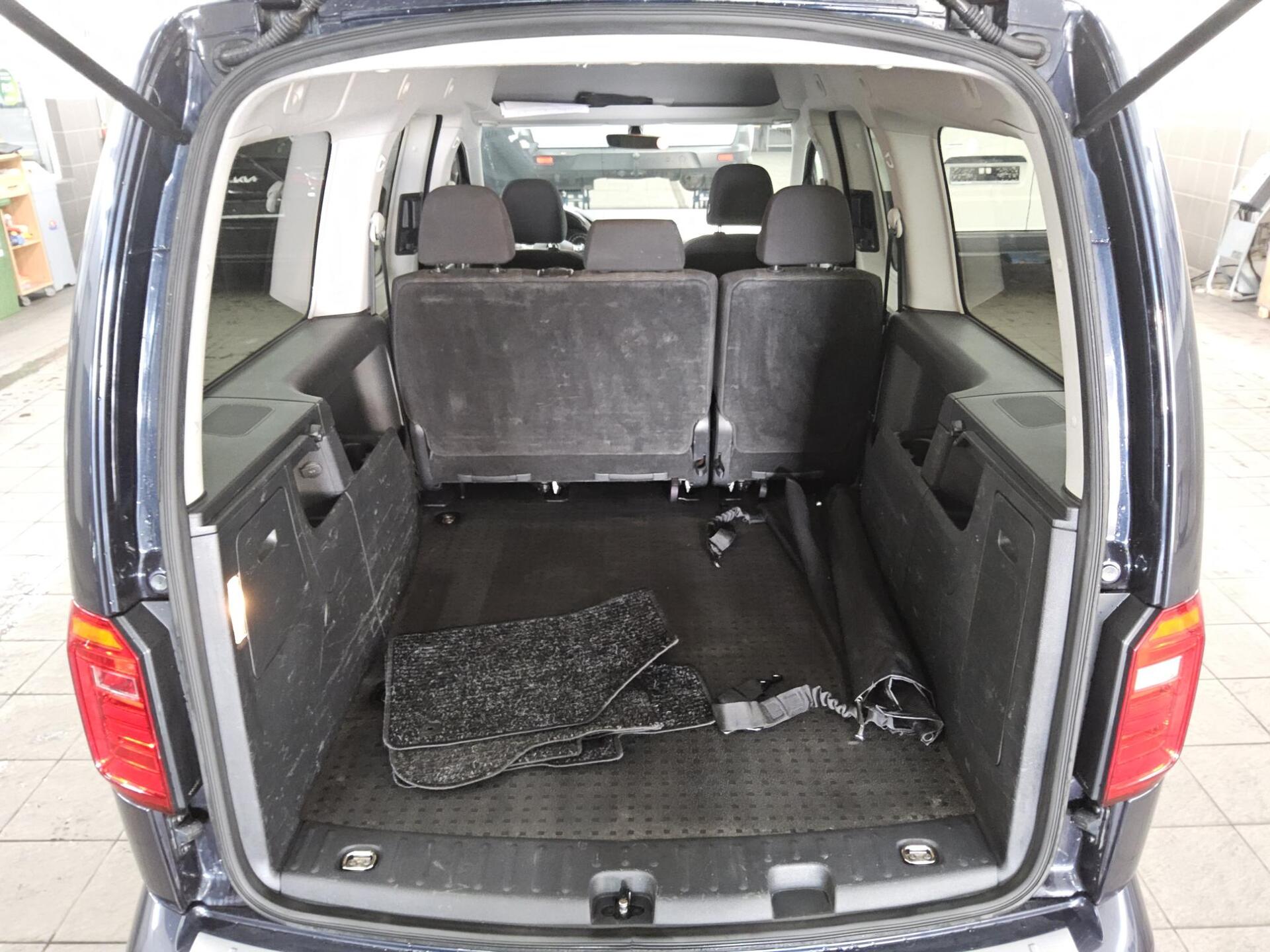 Volkswagen Caddy Maxi 2.0 TDI Comf. 5-Sitze Navi Shz ACC 11