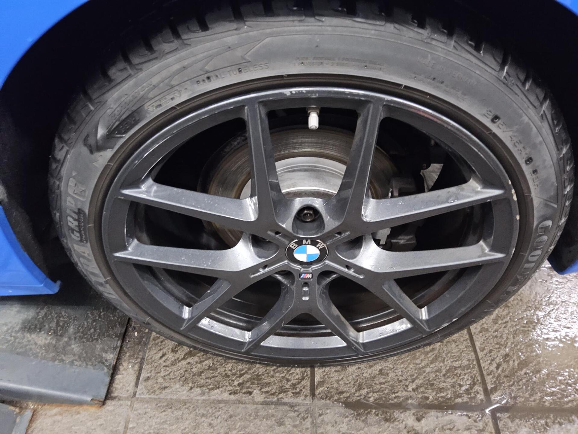 BMW 118dA M-Sport Leder Navi LED LC Prof. Shz PDC 11