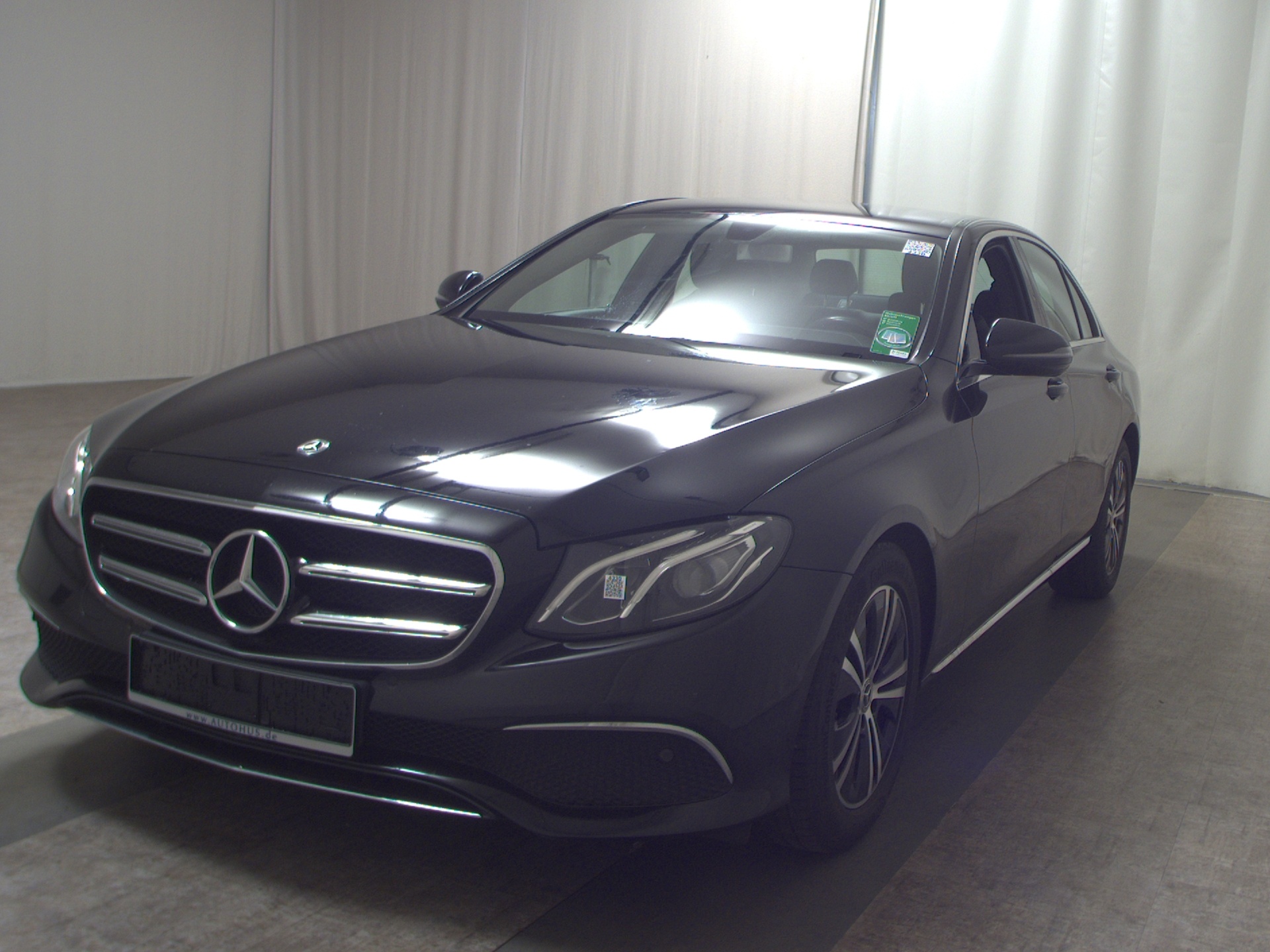 Mercedes-Benz E 300 d Avantgarde Navi LED Widescreen AHK RFK 2