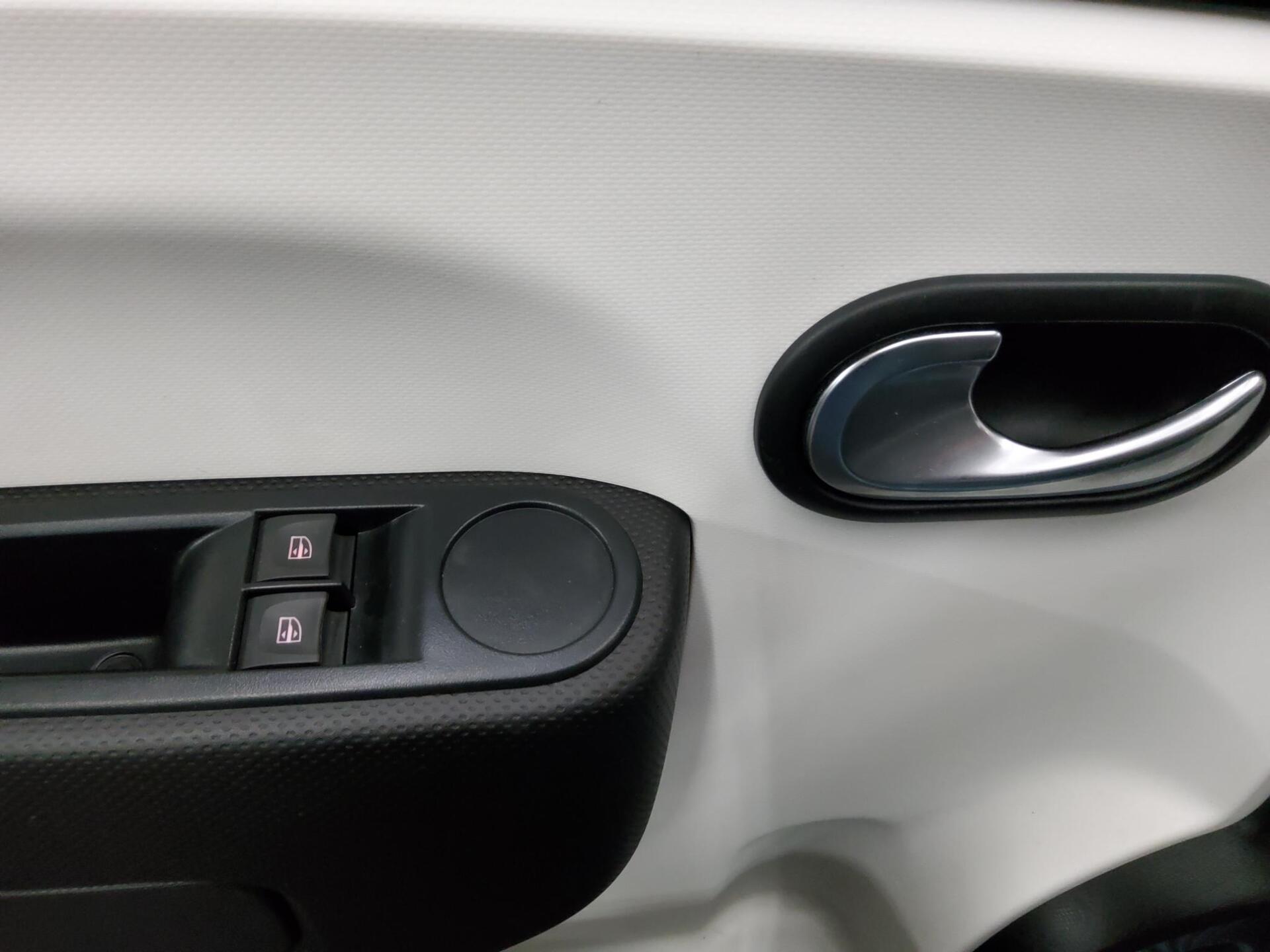 Renault Twingo 1.0 SCE Klima Bluetooth USB 9