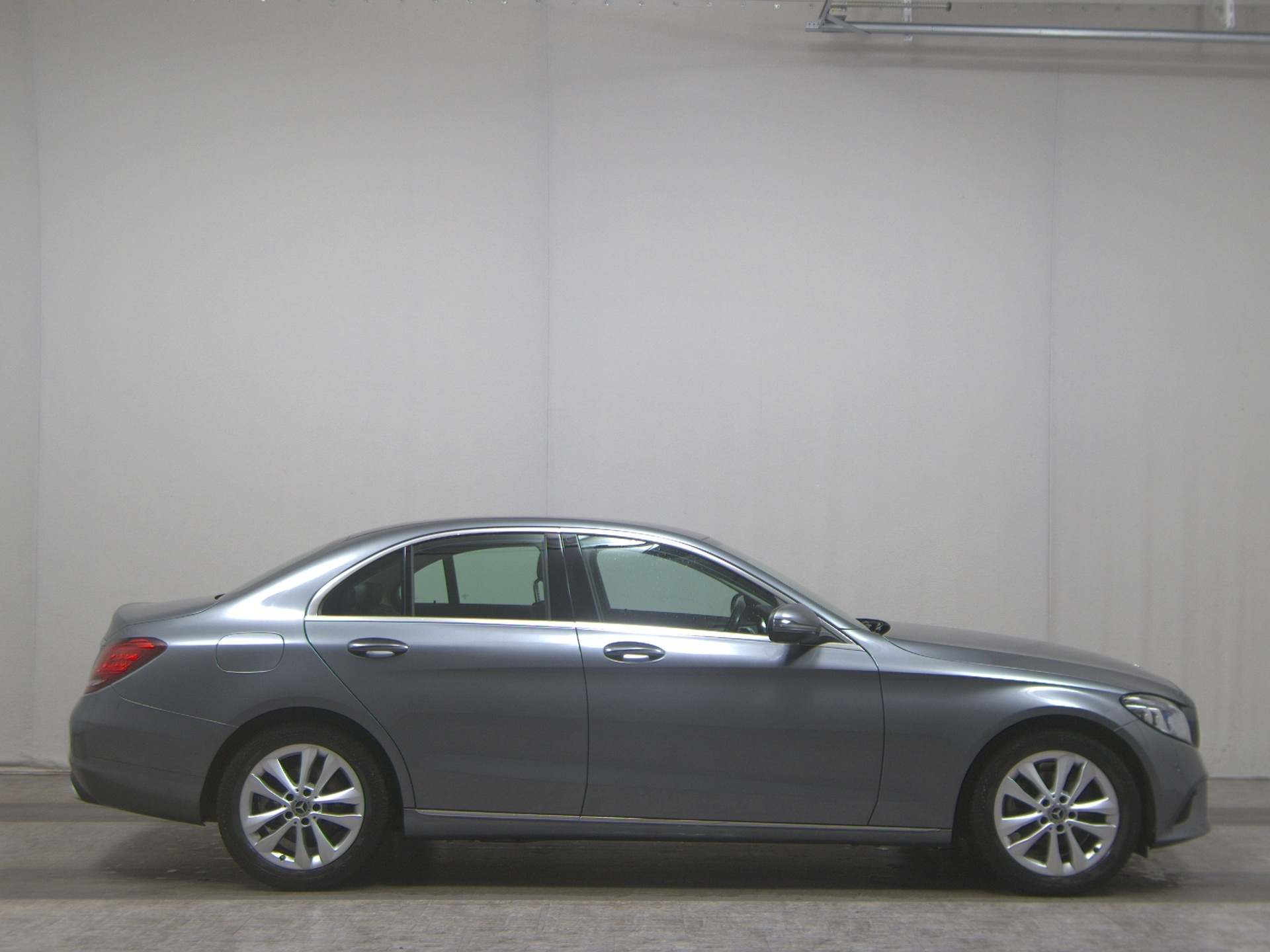 Mercedes-Benz C 180 Avantgarde T-Leder Navi Multibeam RFK