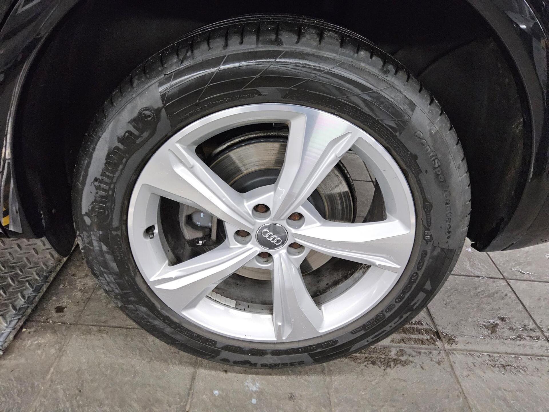 Audi Q5 45 TDI Qu. sport Navi Matrix virtual Pano ACC 12