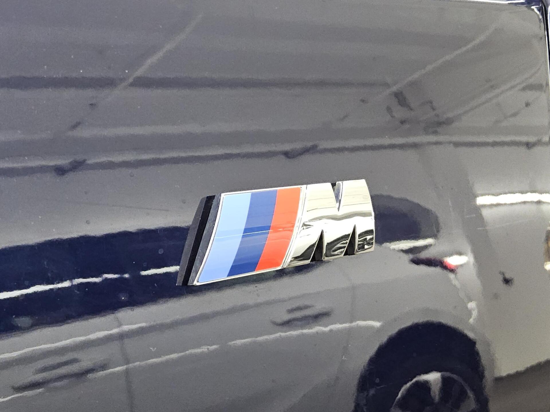 BMW 320dA Touring M-Sport LCI Leder Navi HuD Curved 12