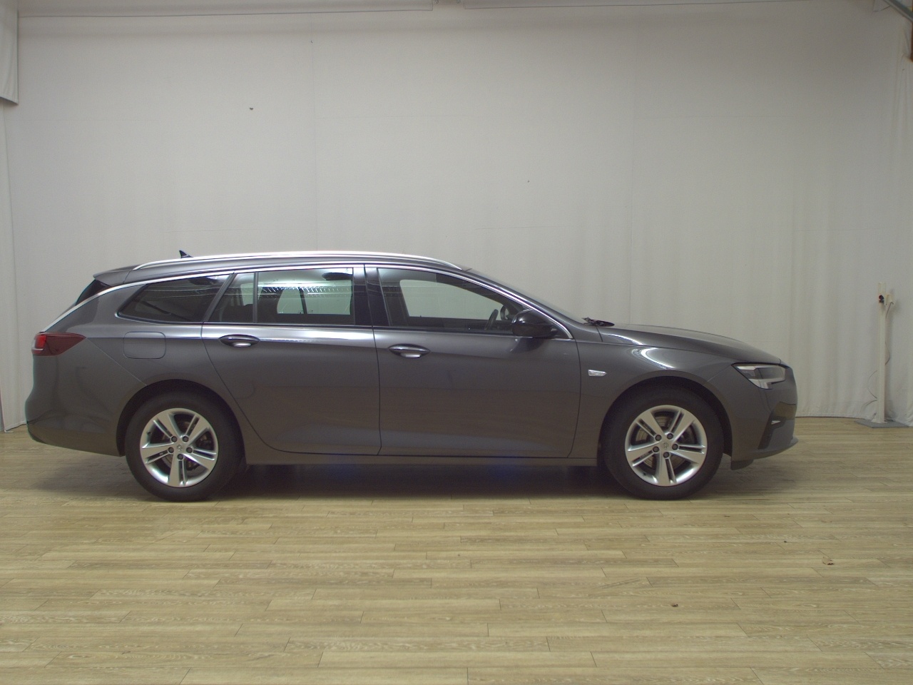 Opel Insignia ST 2.0 CDTI Elegance Navi LED HuD AHK