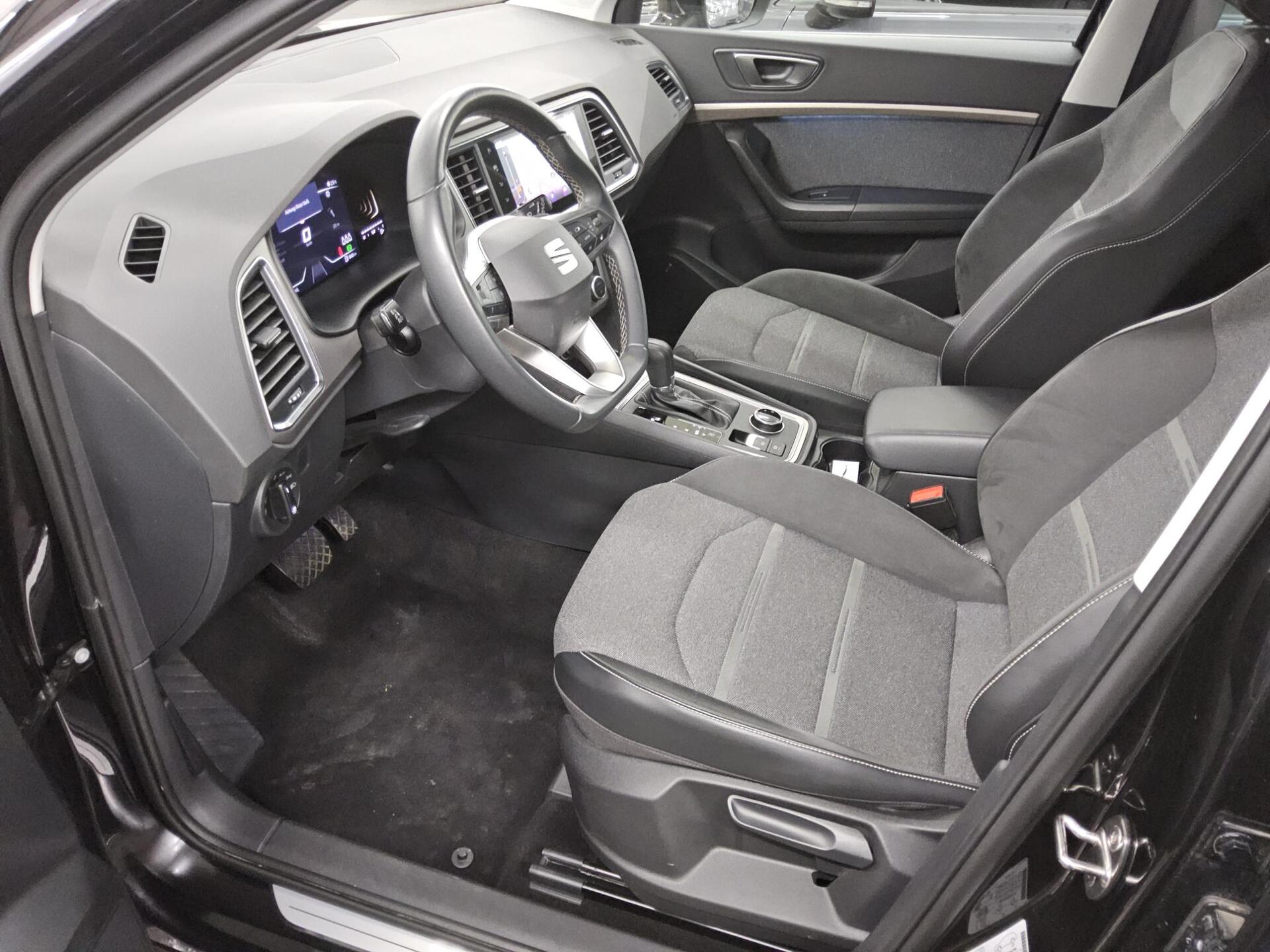 Seat Ateca 1.5 TSI Xperience Navi LED DC RfK Shz ACC 8