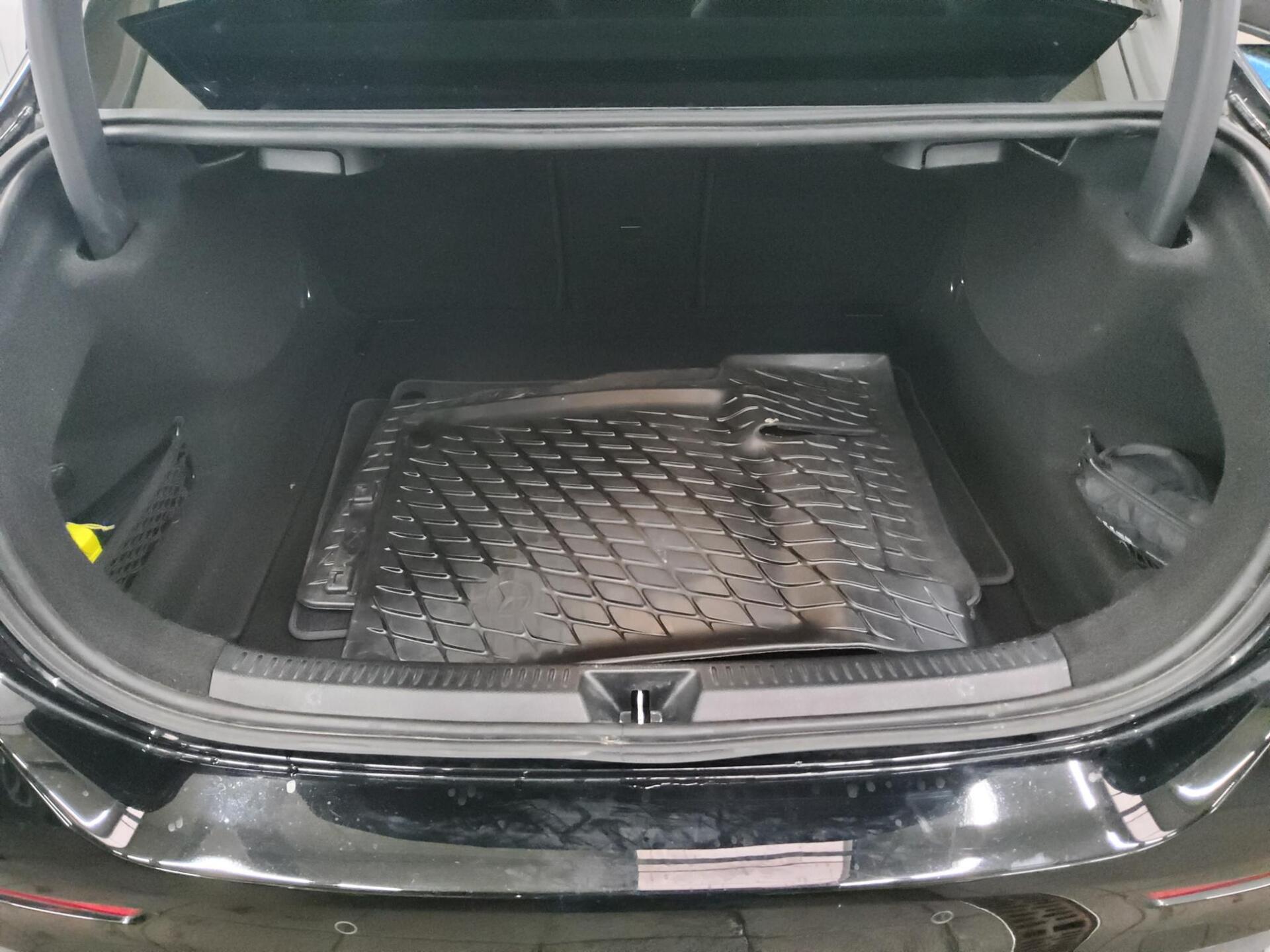 Mercedes-Benz A 220 Lim. d 4M AMG-Line Night Navi Multibeam 12