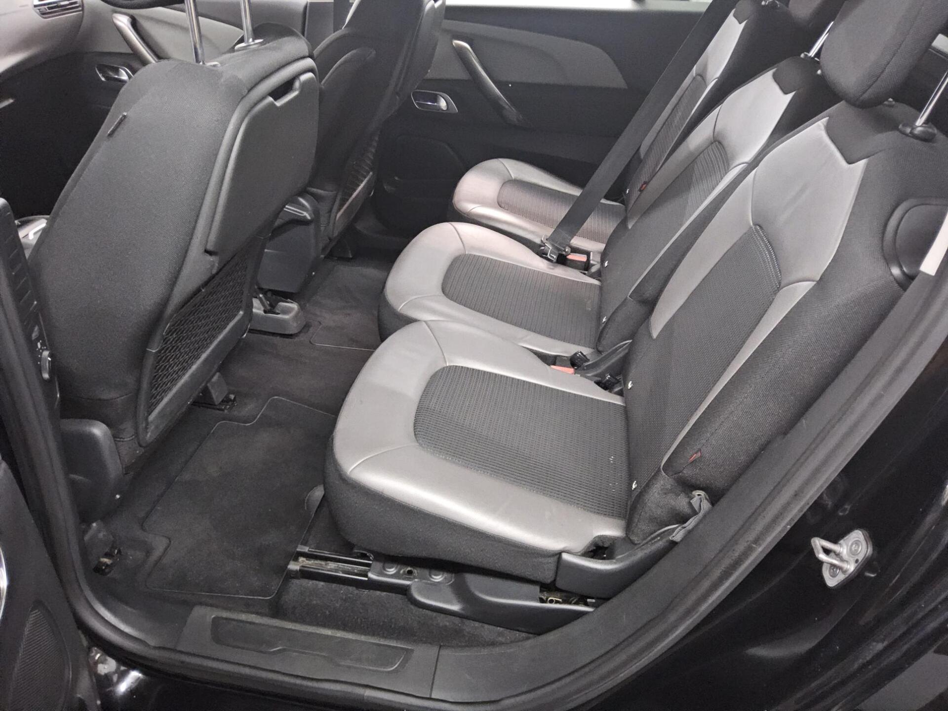 Citroën C4 Grand Spacetourer 2.0 BlueHDi 7-Sitze Nav RfK 13