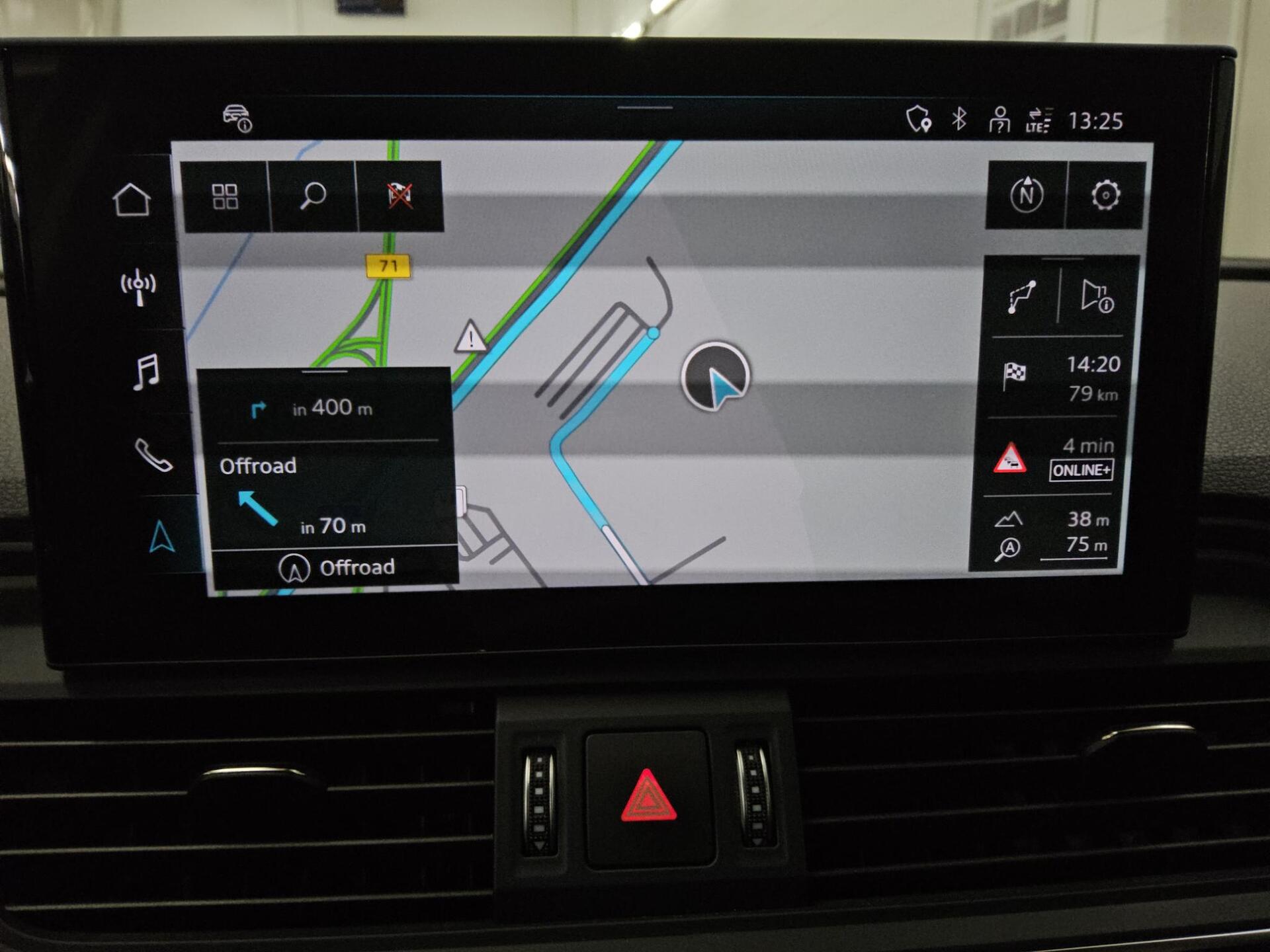 Audi Q5 40 TDI advanced Navi LED vc RFK Optik Schwarz 7