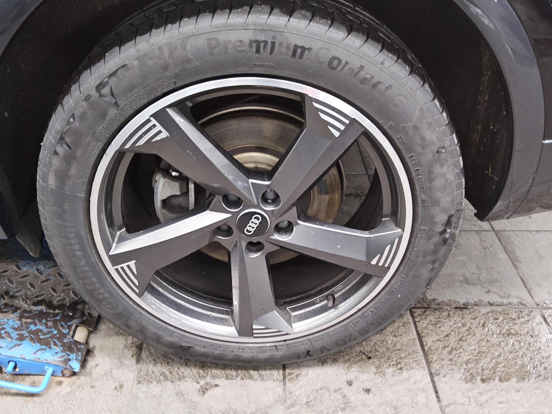 Audi Q5 40 TDI advanced Navi LED vc RFK Optik Schwarz 11