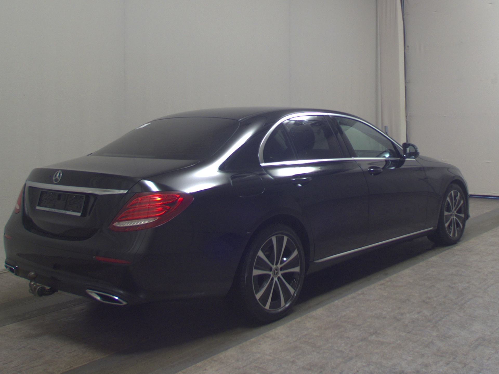 Mercedes-Benz E 300 d Avantgarde Navi Widescreen LED AHK RFK 4