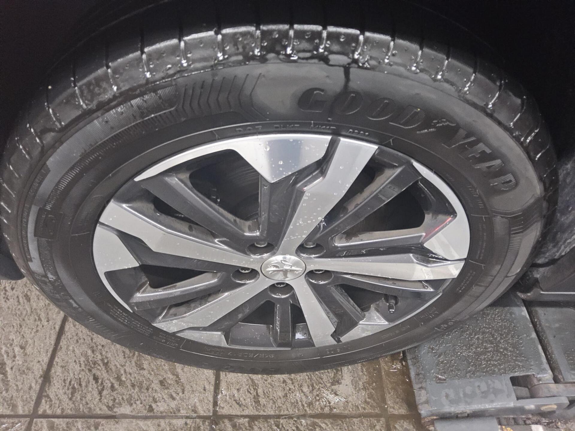 Peugeot Rifter 1.2 PureTech L2 Allure Navi RfK Shz Tempo 10