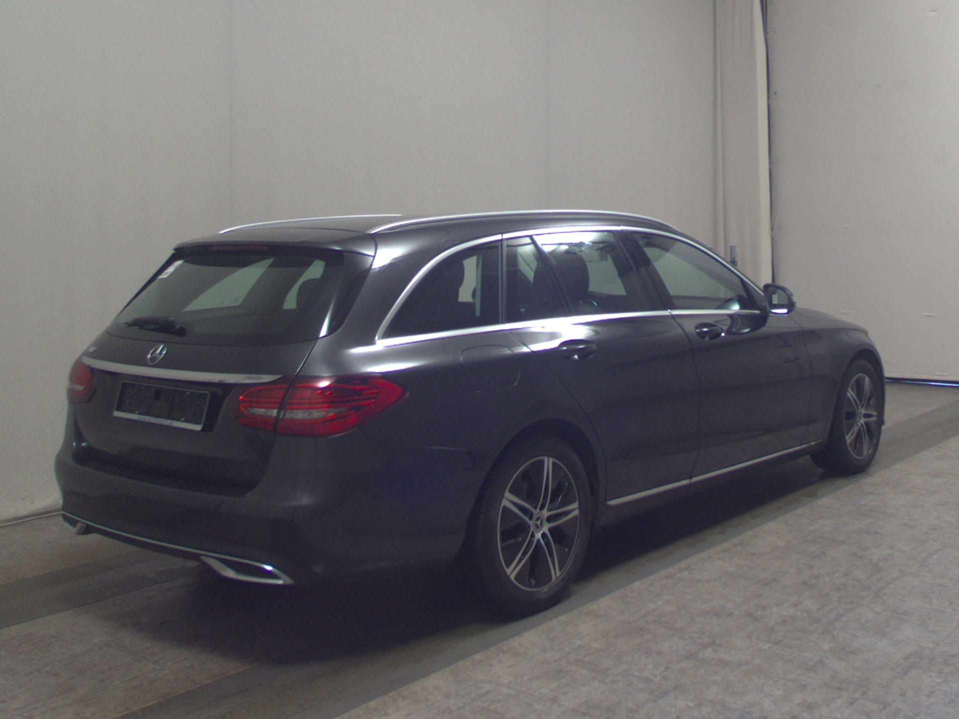 Mercedes-Benz C 180 T Avantgarde T-Leder Navi LED Kamera 4