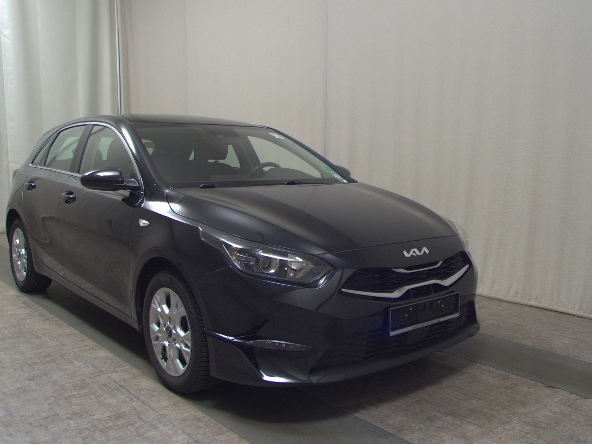 Kia cee'd Vision Navi RFK ACC BT Shz PDC 3