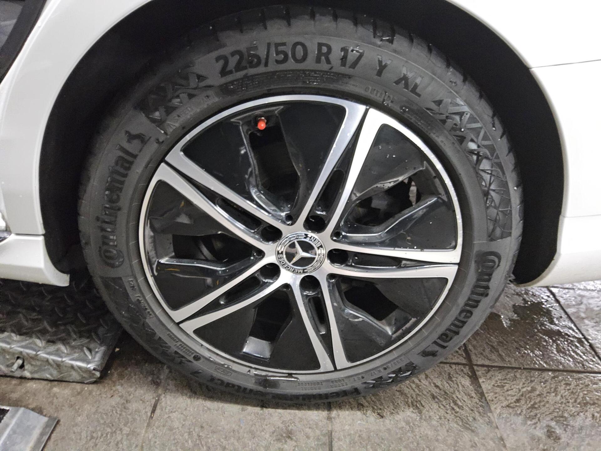 Mercedes-Benz C 200 T d Avantgarde Navi LED Shz PDC RfK 10