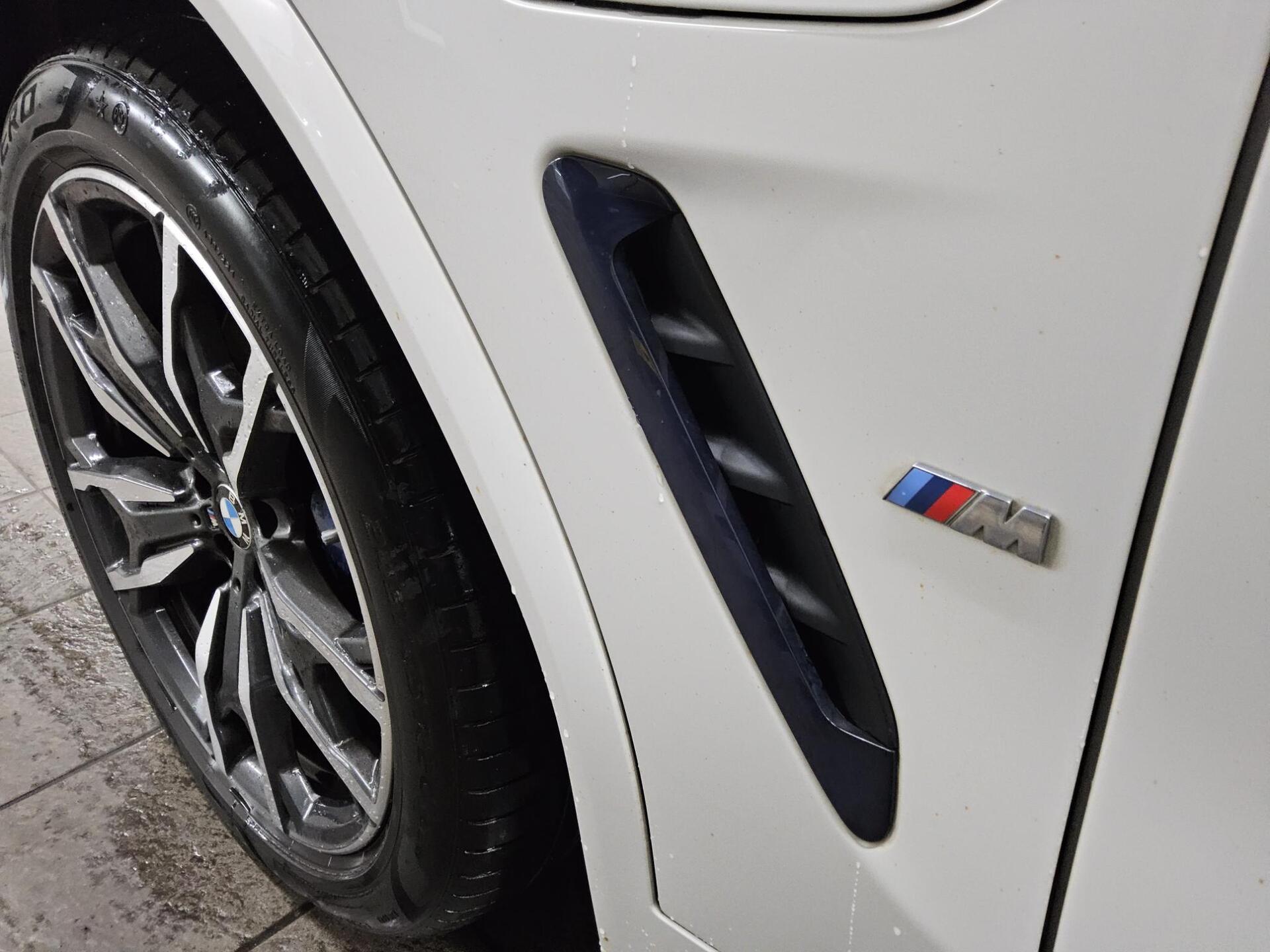 BMW X3 xDrive30e M-Sport T-Leder Navi LED LC-Pro ACC 12