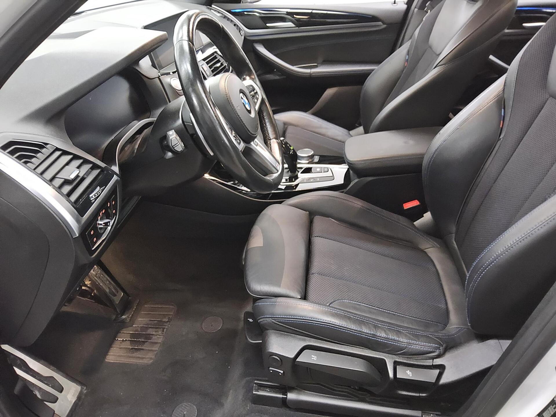 BMW X3 xDrive30e M-Sport T-Leder Navi LED LC-Pro ACC 9