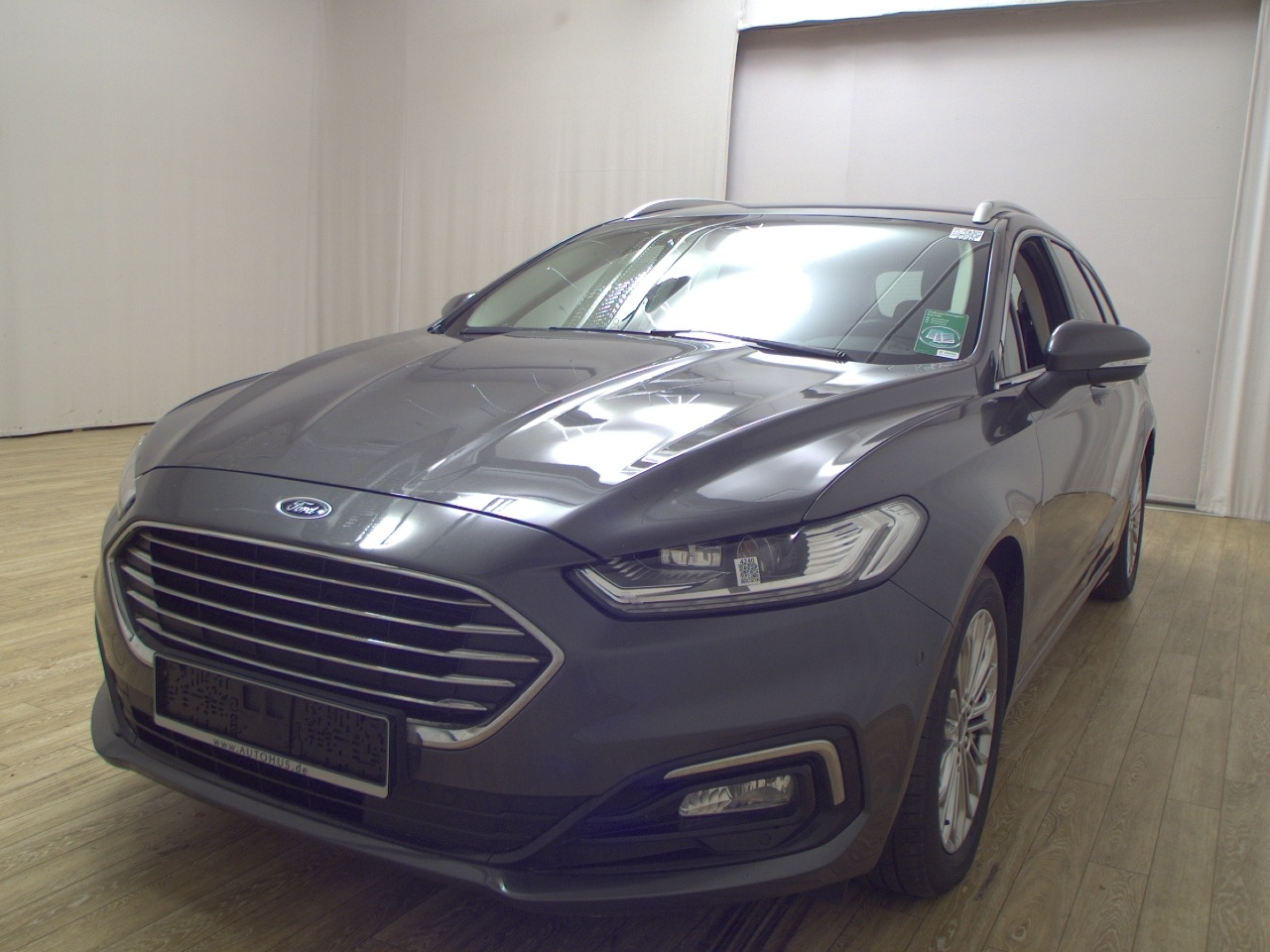 Ford Mondeo Turnier 2.0 EB Titanium Navi LED RFK ACC 2
