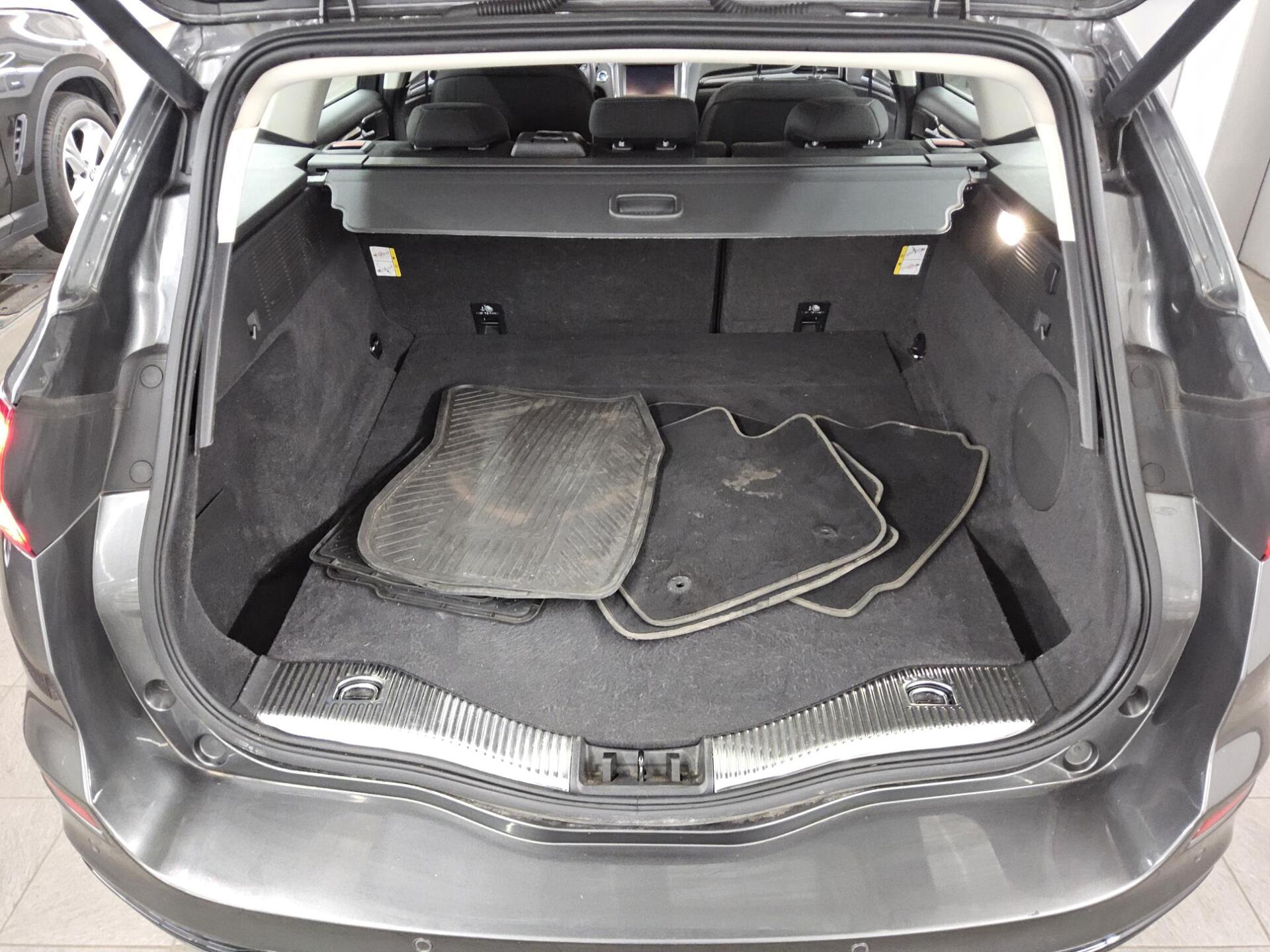 Ford Mondeo Turnier 2.0 EB Titanium Navi LED RFK ACC 11