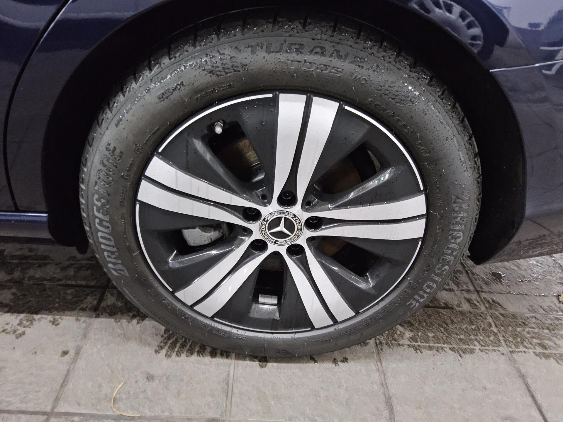 Mercedes-Benz C 220 d Avantgarde Navi LED MBUX RfK PDC Shz 11