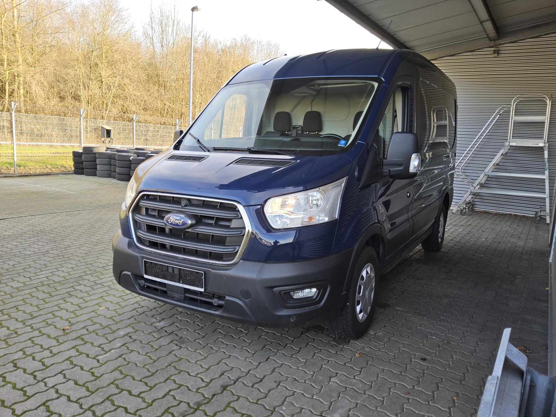 Ford Transit FT 350 2.0 TDCi Trend L2 3-Sitze PDC 2