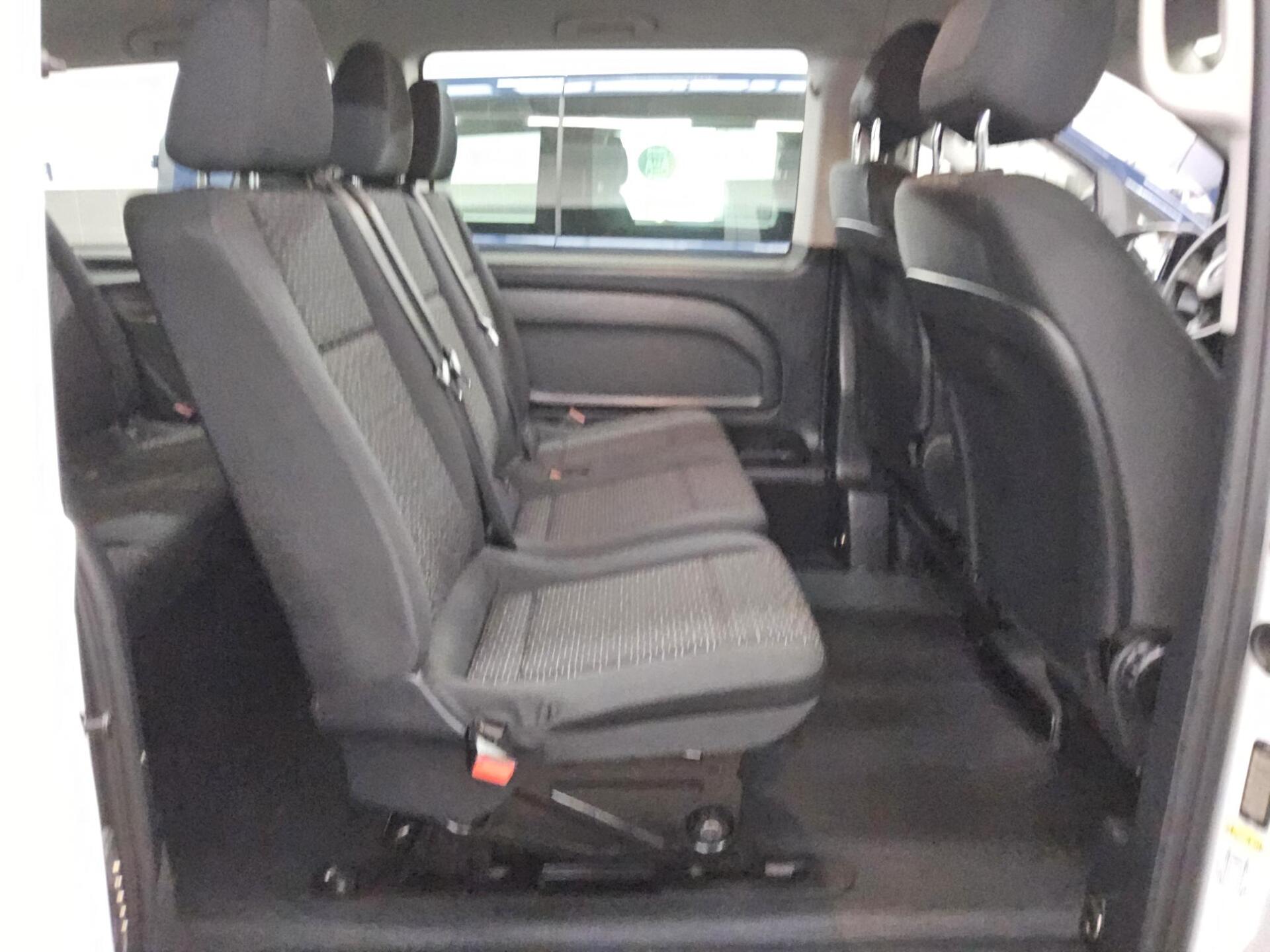 Mercedes-Benz Vito CDI Tourer 8-Sitze Extralang Navi RfK PDC 12