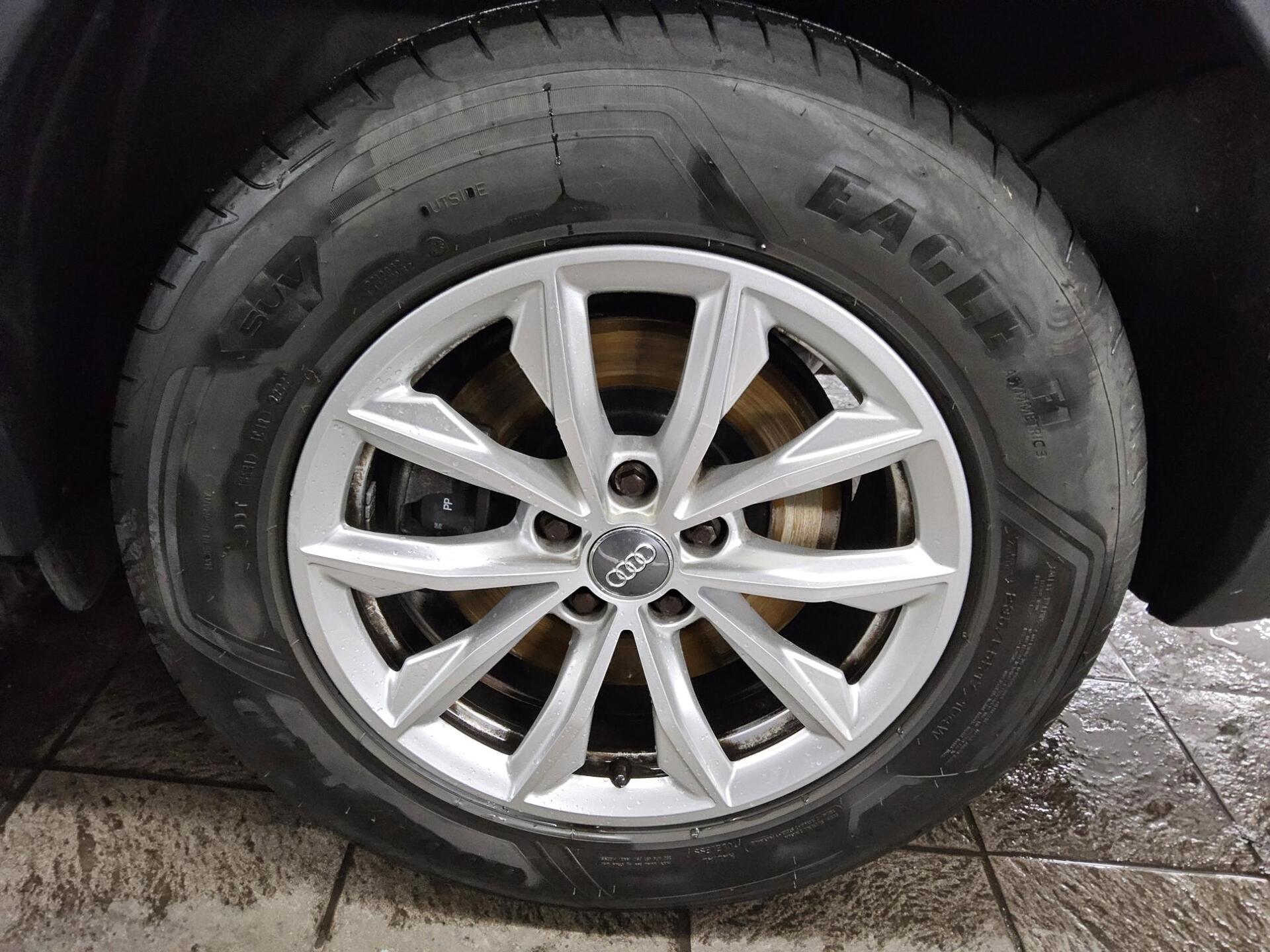 Audi Q5 35 TDI Qu. Navi Xenon virtual cockpit RFK PDC 11