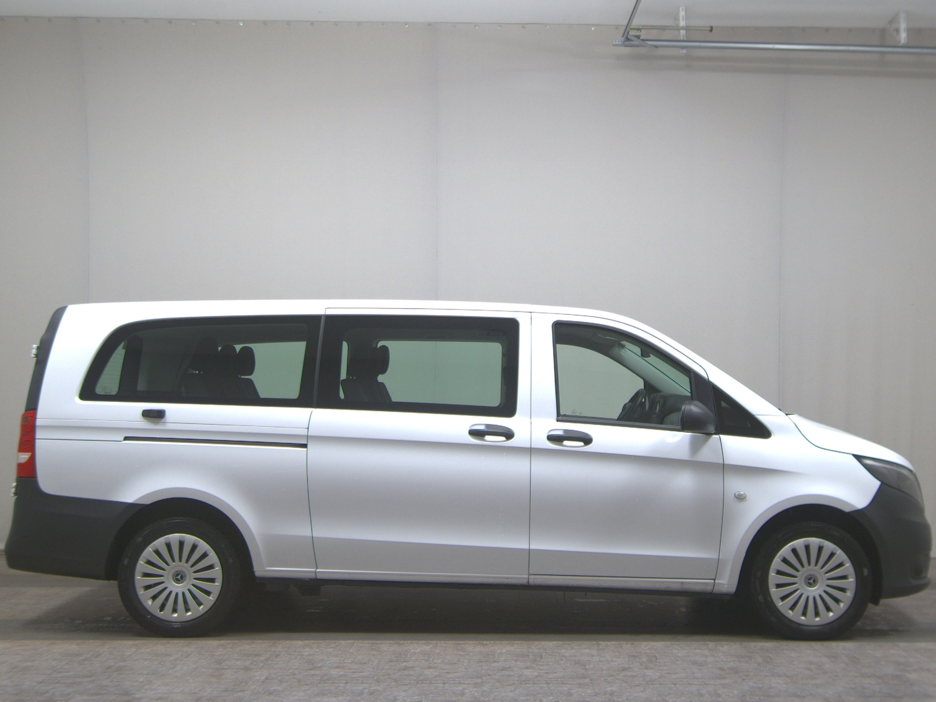 Mercedes-Benz Vito CDI 8-Sitze Extralang Navi RfK Shz PDC