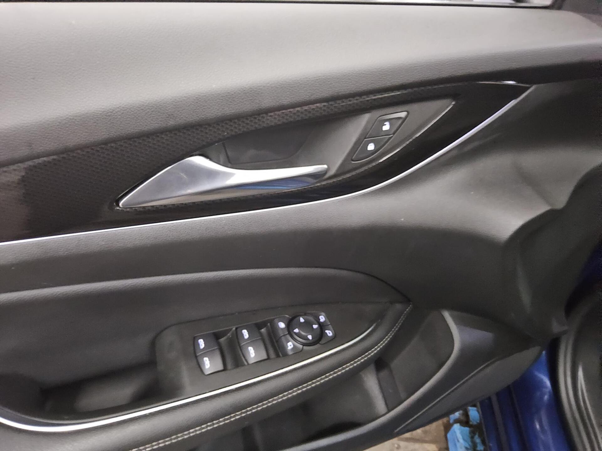 Opel Insignia GS 2.0 D Business Elegance T-Leder Navi 9