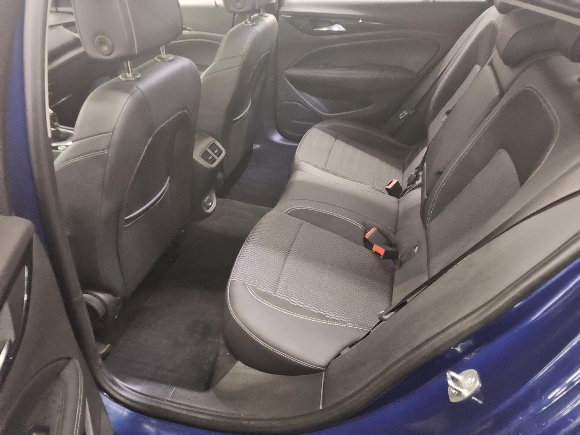 Opel Insignia GS 2.0 D Business Elegance T-Leder Navi 12