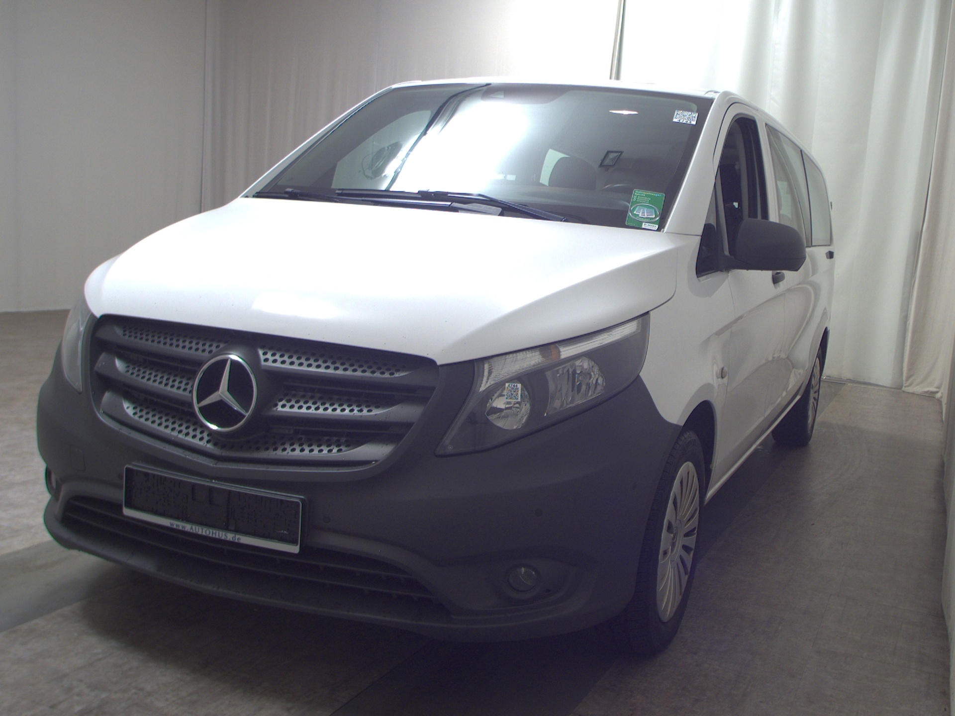 Mercedes-Benz Vito CDI Extralang 8-Sitzer Navi RFK Shz 2