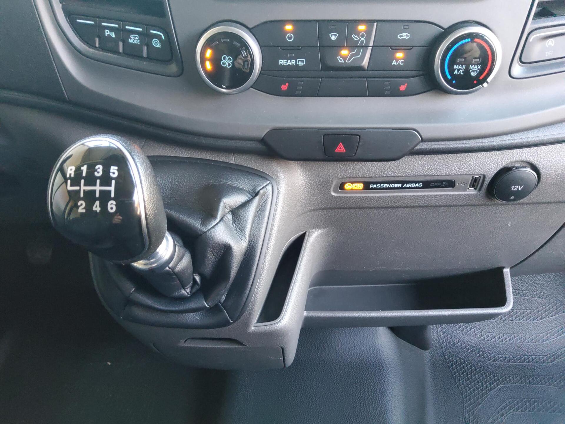 Ford Transit 2.0 TDCi Trend L3H2 9-Sitze Navi Shz DAB 6