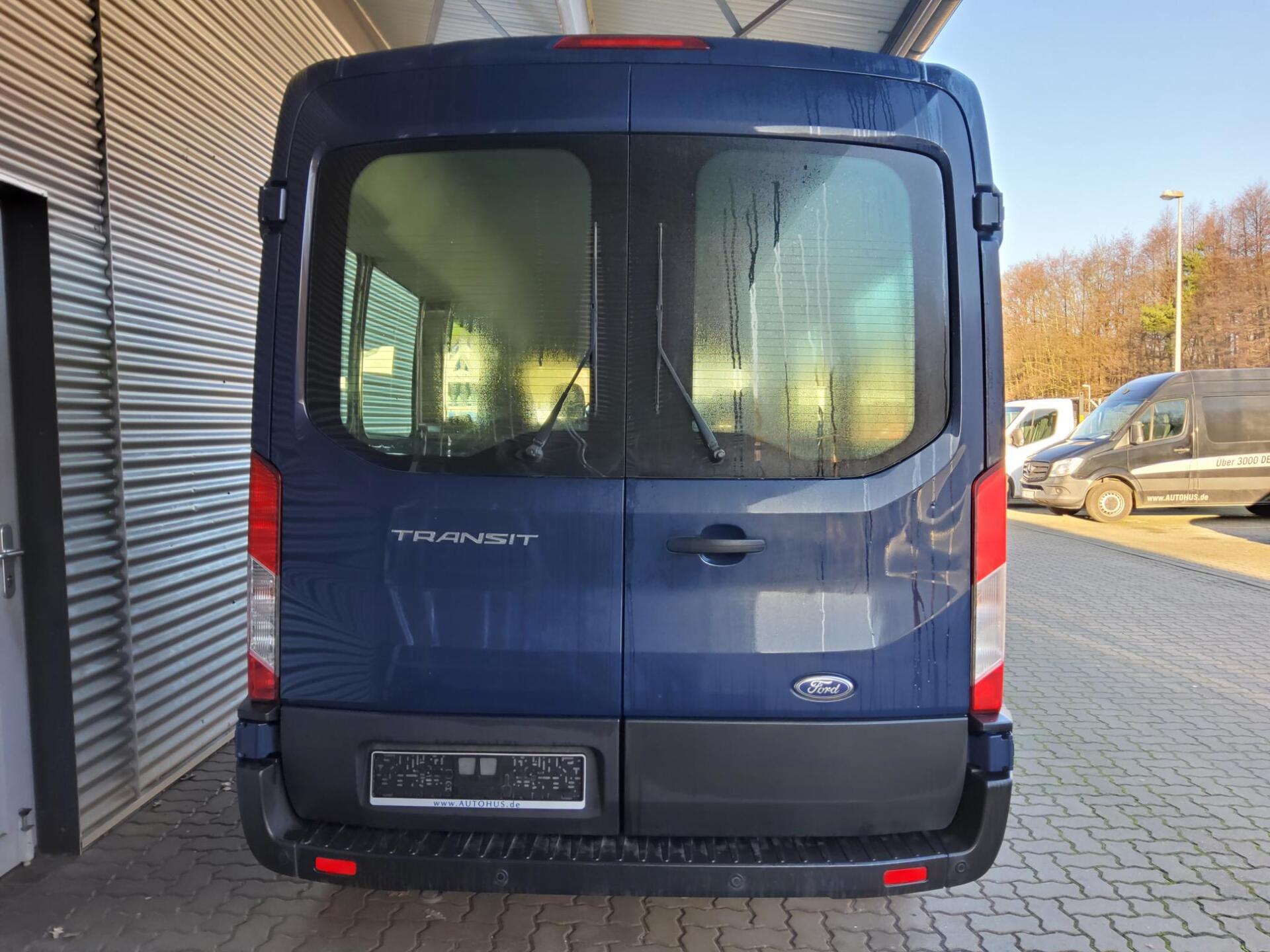 Ford Transit 2.0 TDCi Trend L3H2 9-Sitze Navi Shz DAB 10