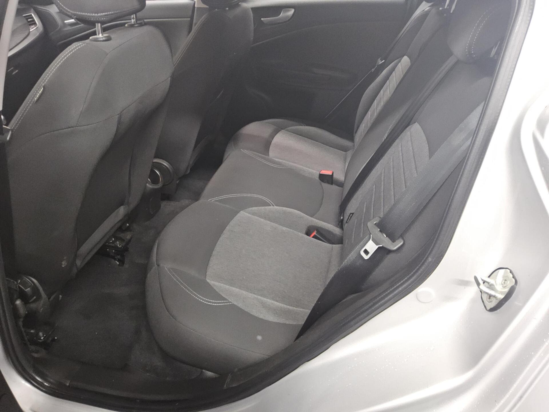 Alfa Romeo Giulietta 1.4 TB 16V Navi PDC AUX USB Klima 12