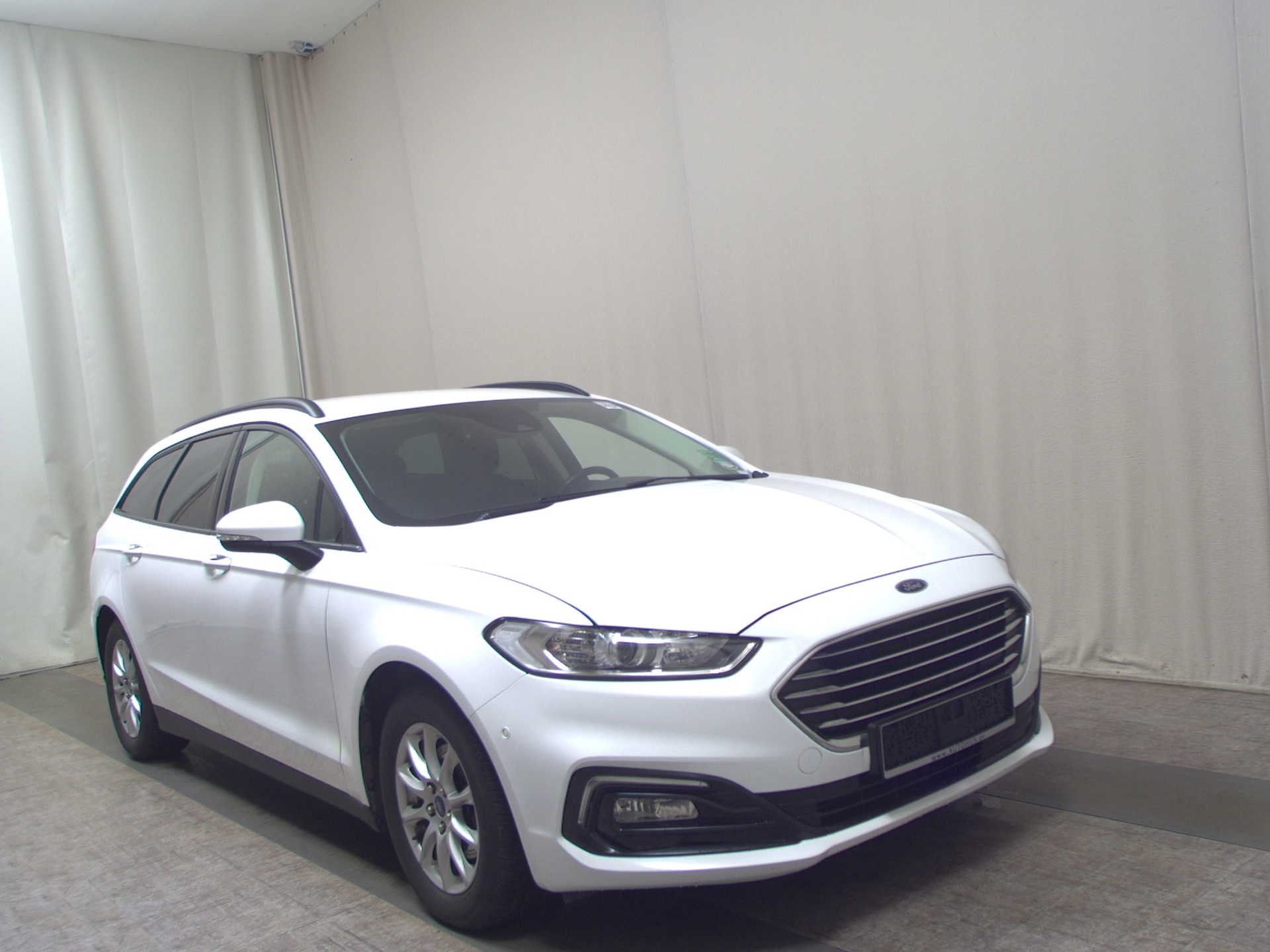 Ford Mondeo Turnier 2.0 EB Business Navi AHK SHZ 3