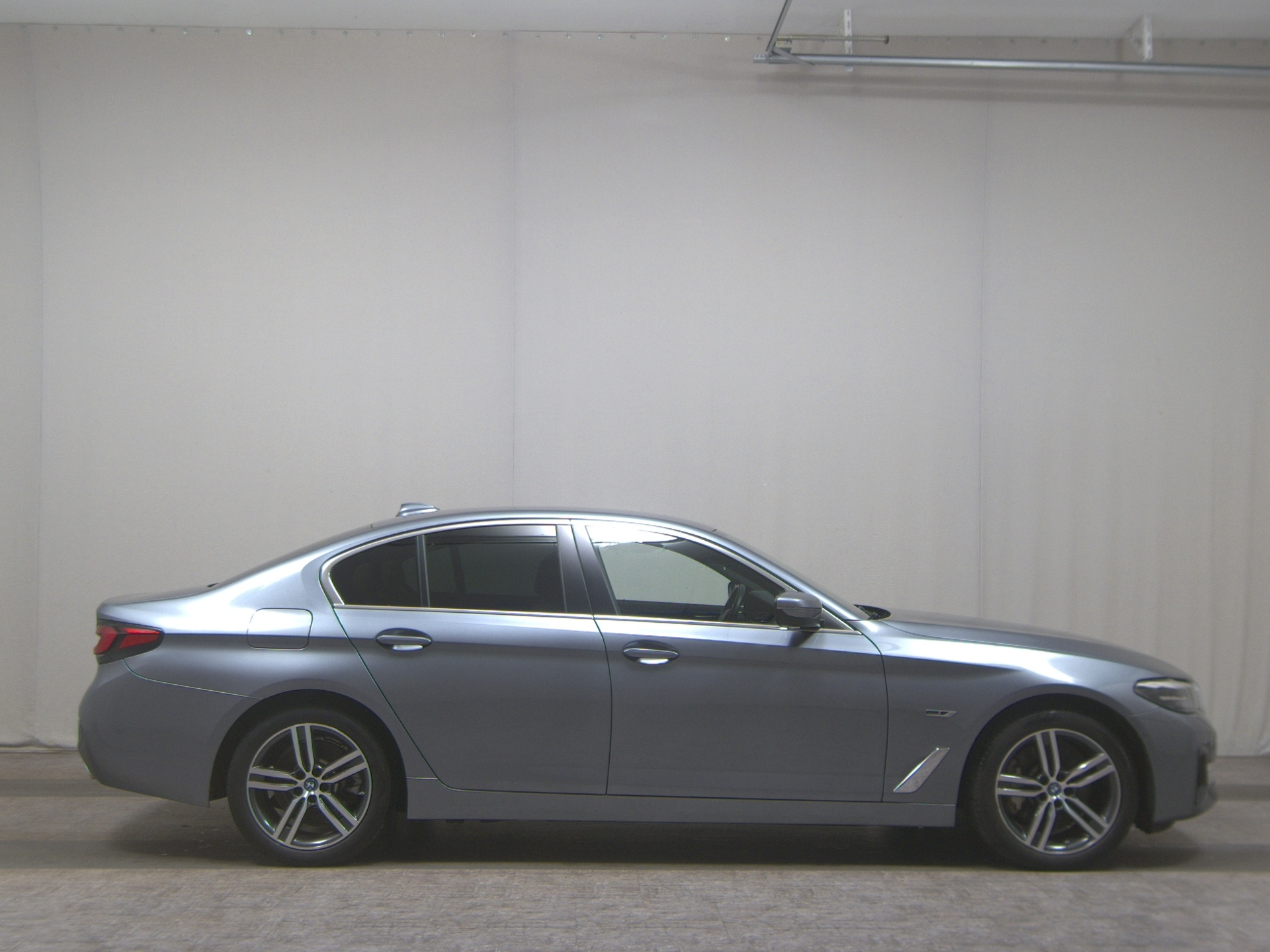 BMW 520e Leder Navi LED LC prof. RFK ACC