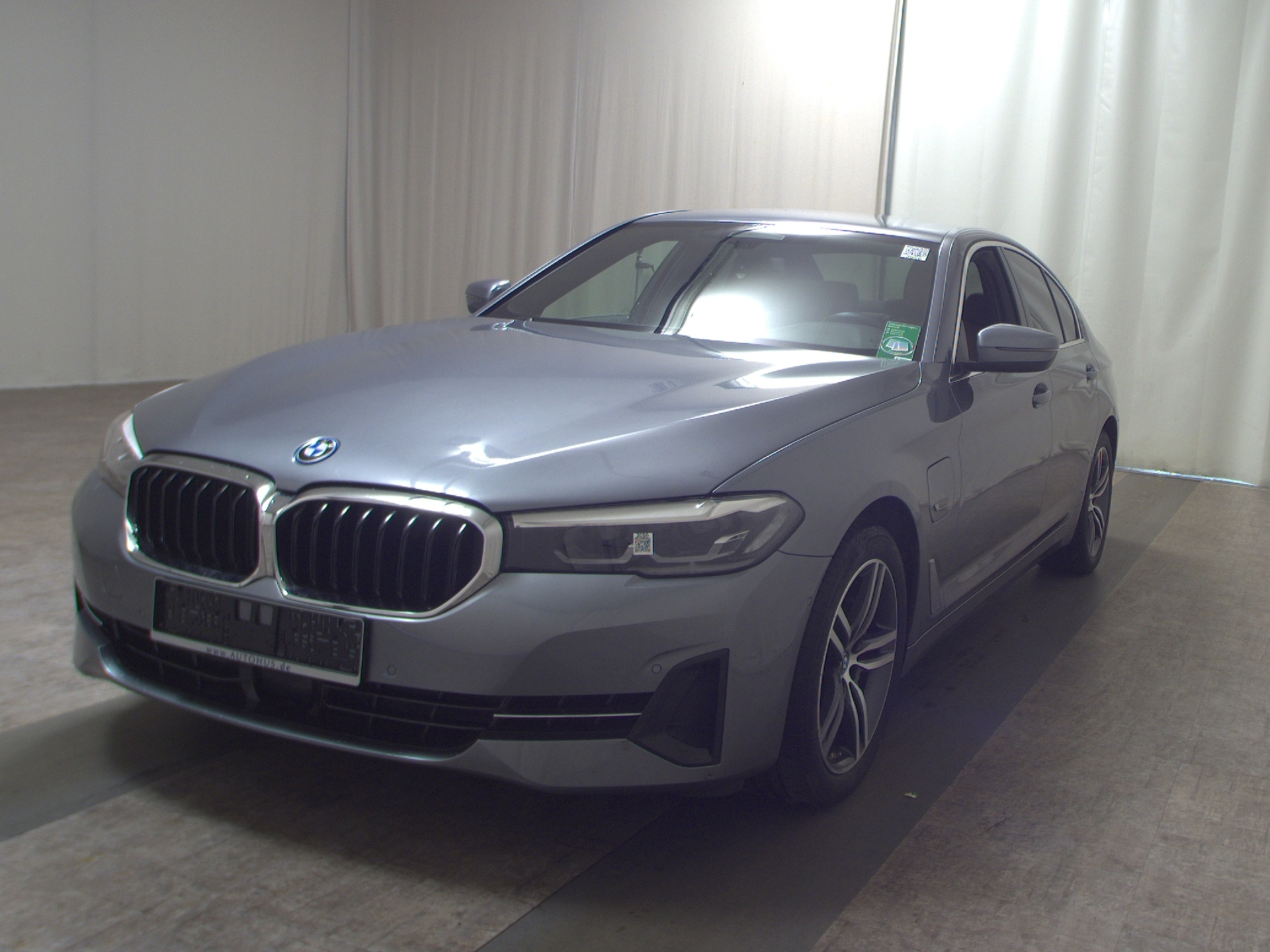 BMW 520e Leder Navi LED LC prof. RFK ACC 3