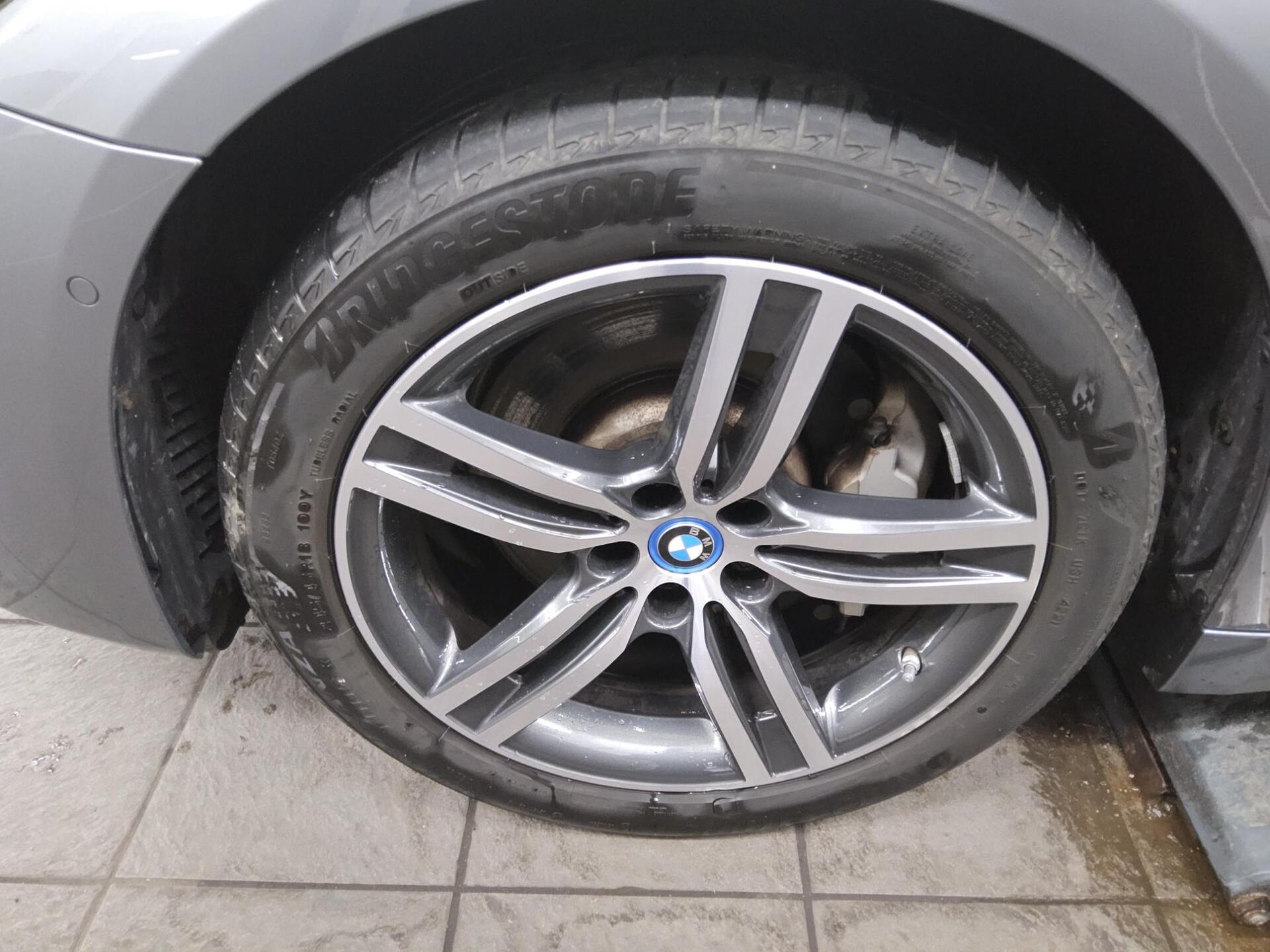 BMW 520e Leder Navi LED LC prof. RFK ACC 11