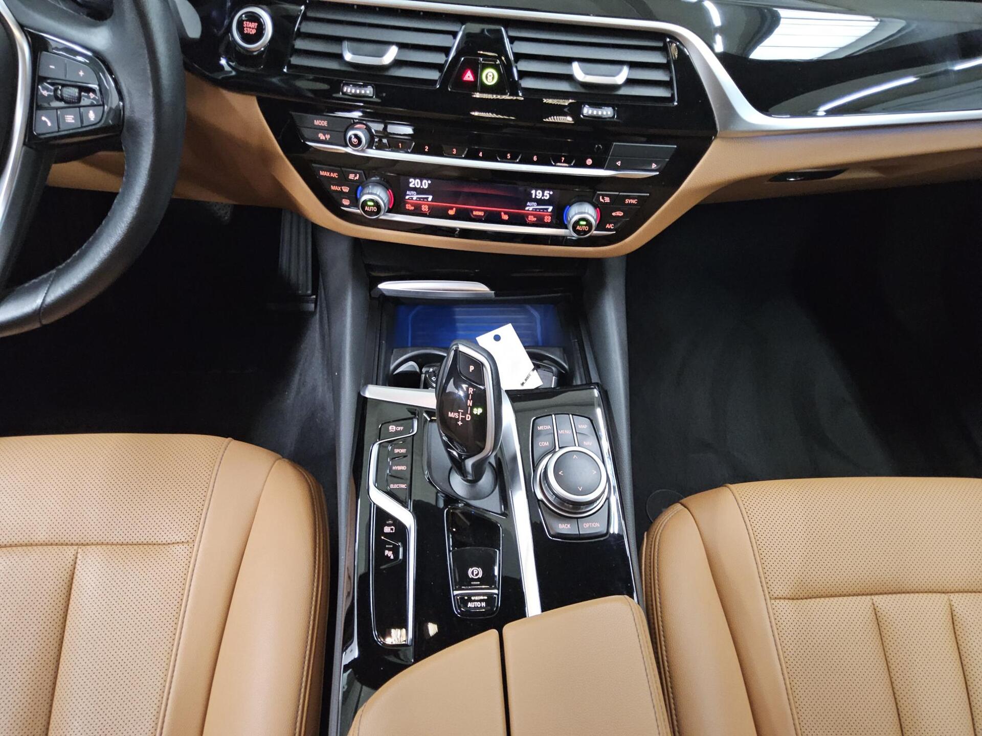 BMW 520e Leder Navi LED LC prof. RFK ACC 6