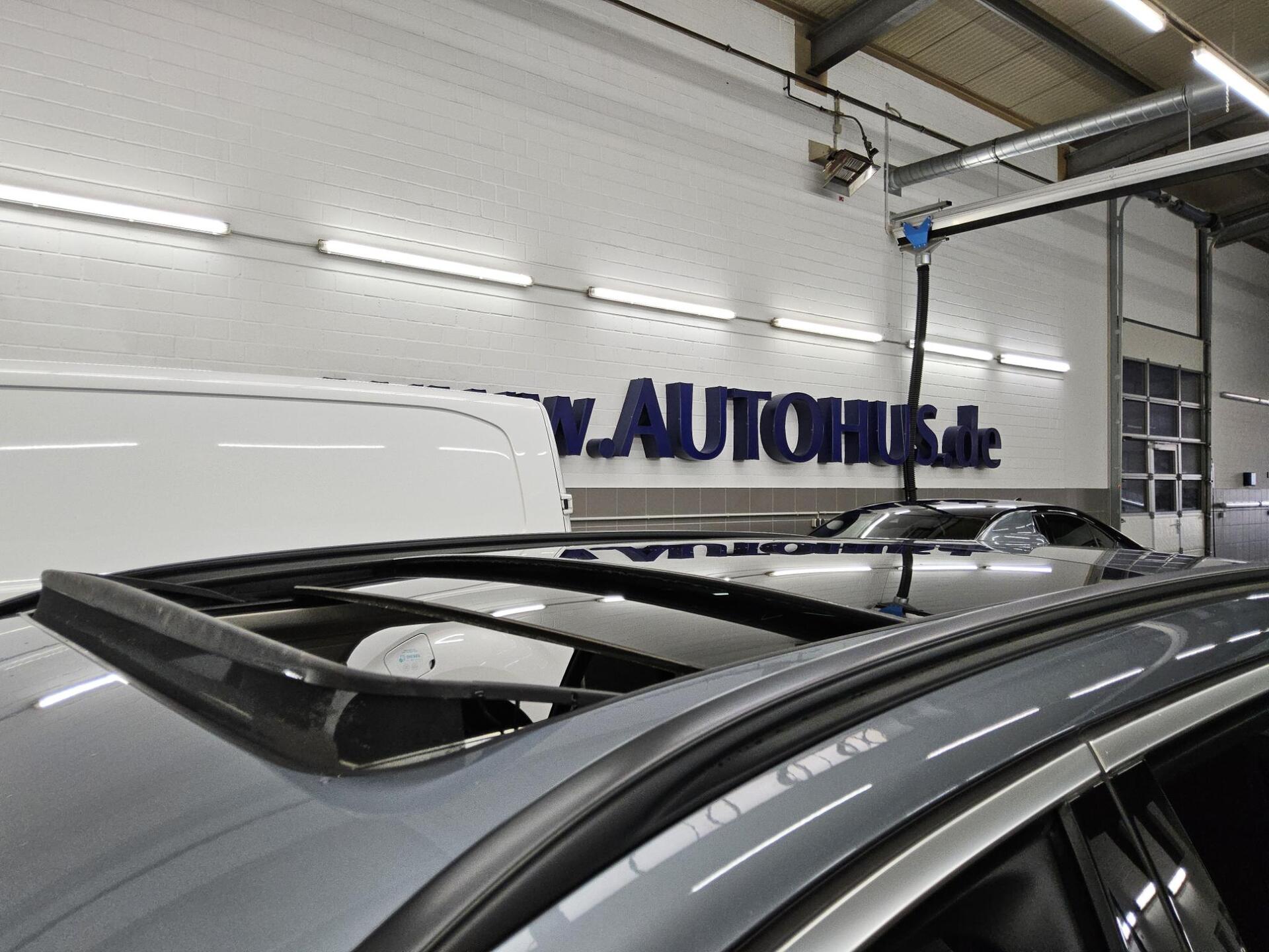 BMW 520dA Touring Sport-Line Navi LED HiFi Pano DA+ 10