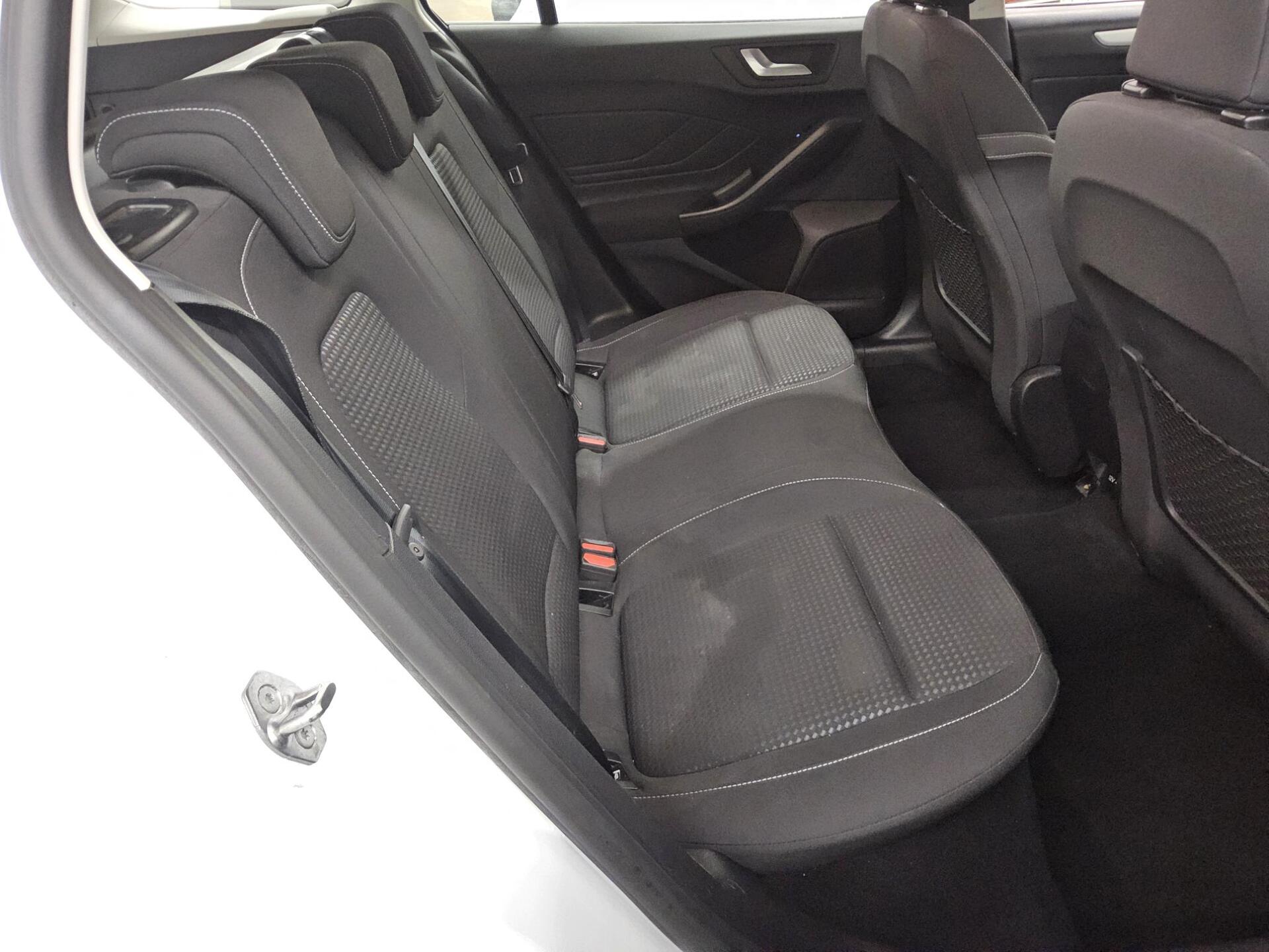 Ford Focus Turnier 1.5 EB Cool&Connect Navi RFK LED 13