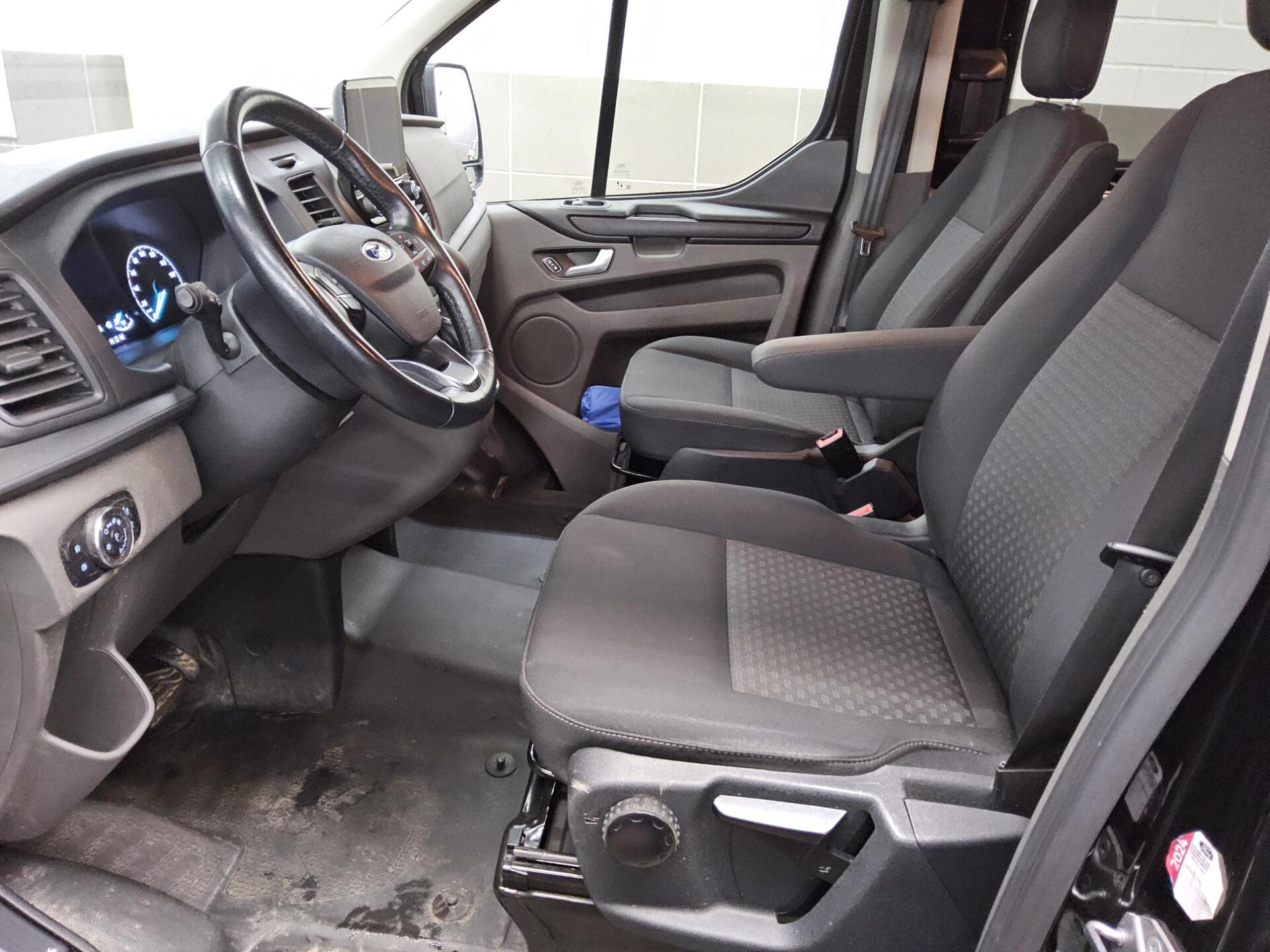Ford Transit Custom 2.0 TDCi Trend L1 5-Sitze Navi 8