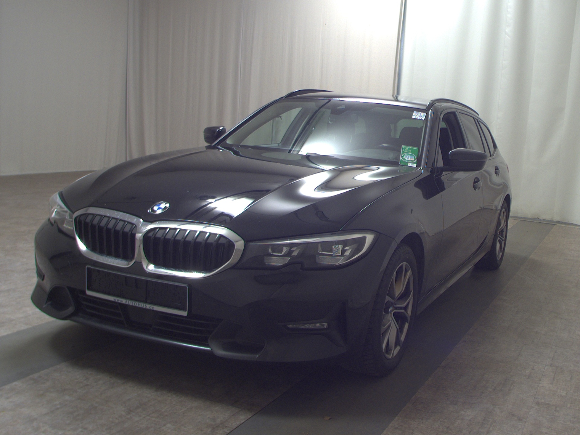 BMW 320iA Touring Sport-Line T-Leder Navi LED LC-Pro 2