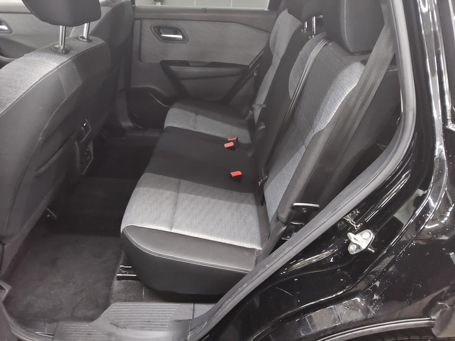 Nissan X-Trail 1.5 N-Connecta Navi LED HuD 360° 13