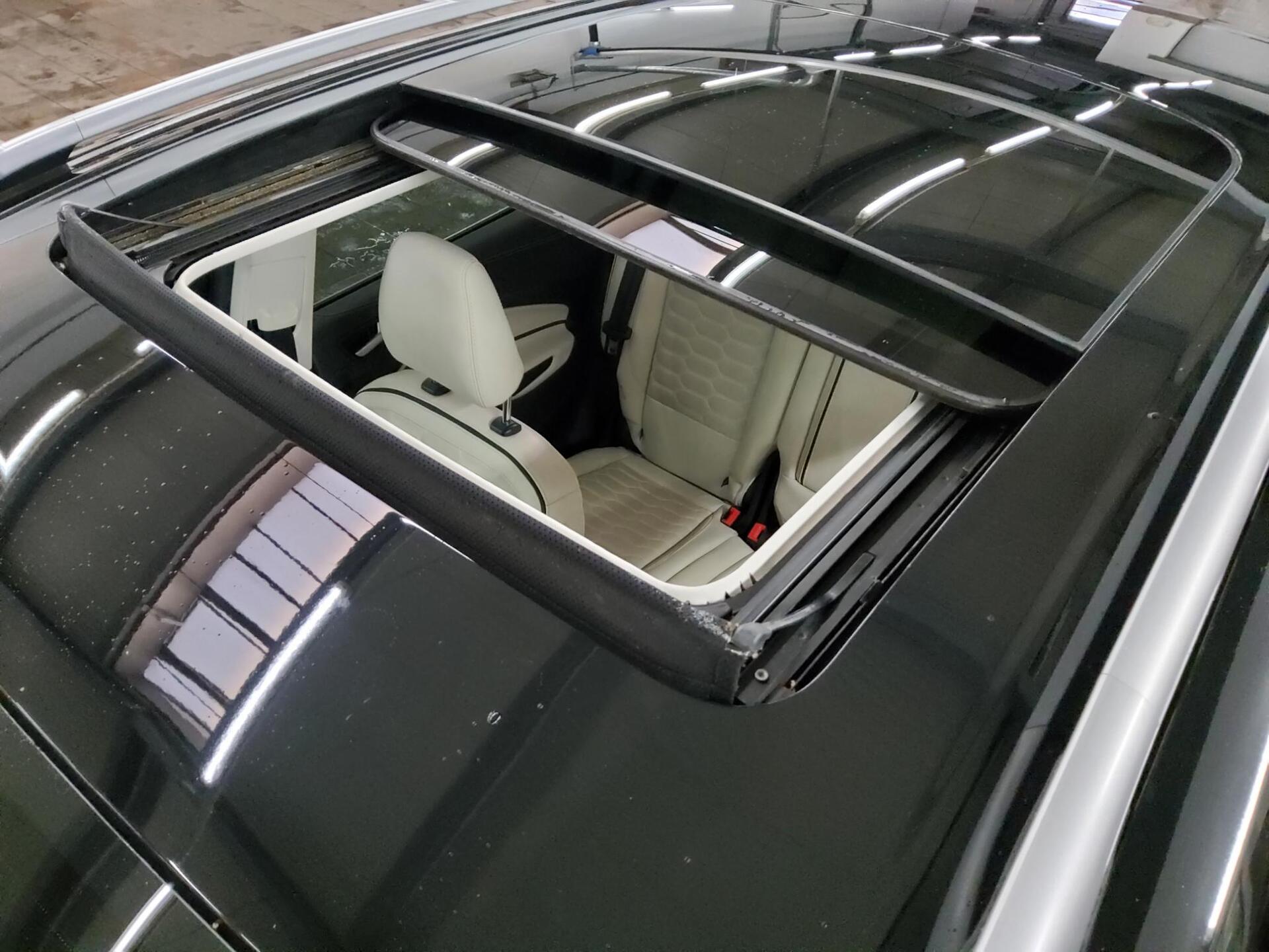 Ford Kuga 2.0 TDCI 4x4 Vignale Navi Xenon Pano AHK 12