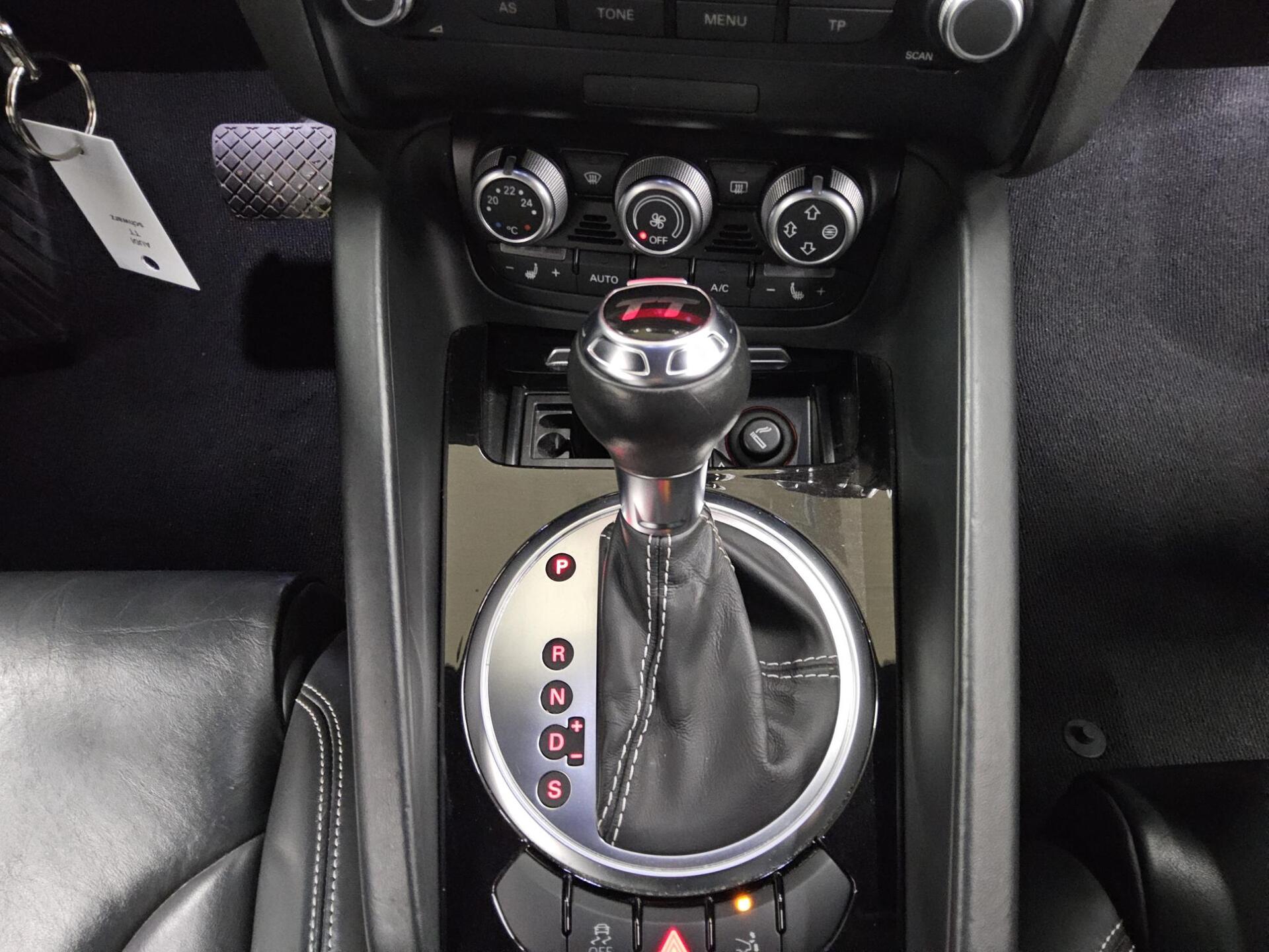 Audi TT 2.0 TFSI Coupe S-Line Leder Xenon+ 6