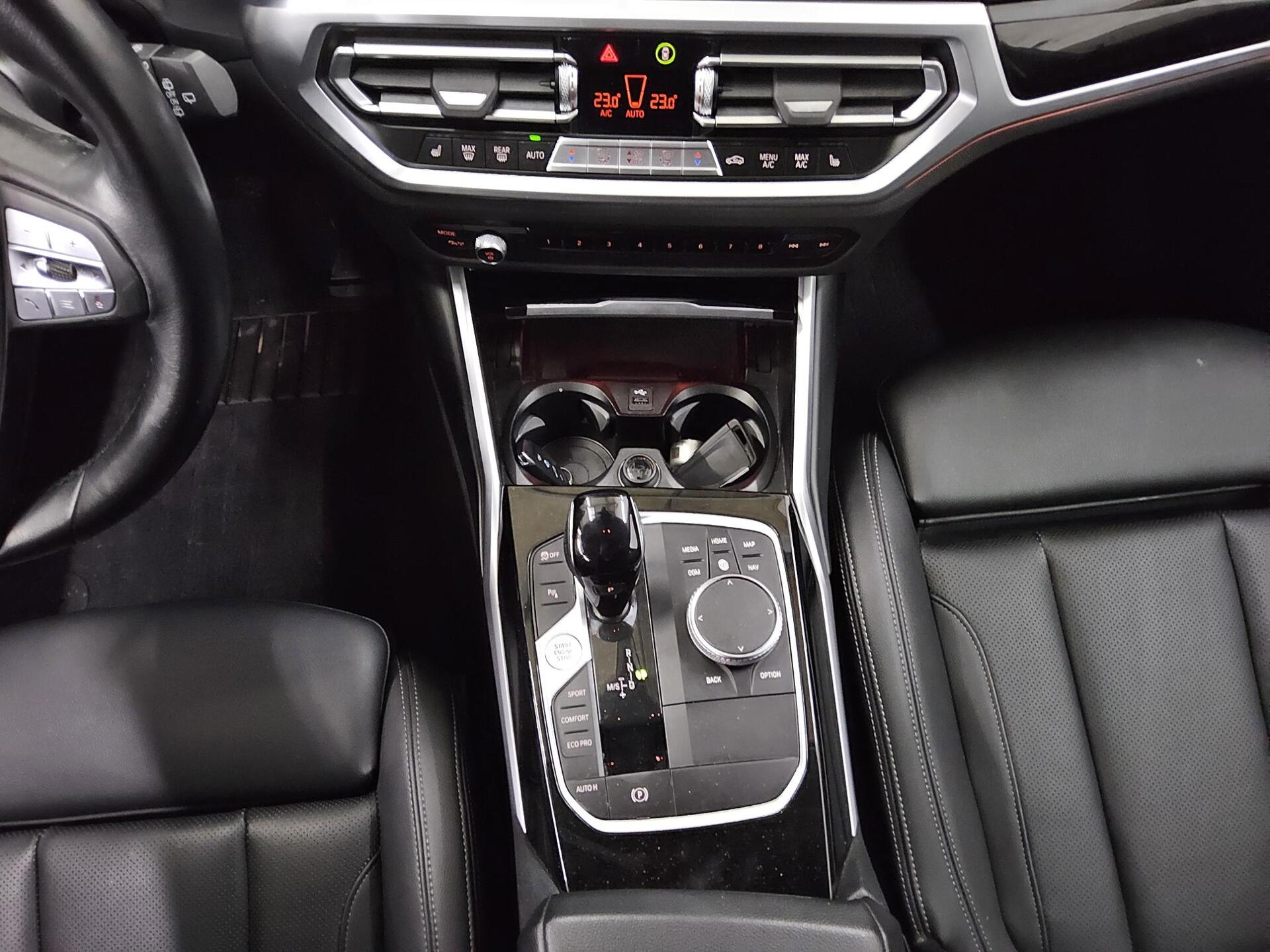 BMW 318dA Touring Advantage Leder Navi Laser LC Pro 6