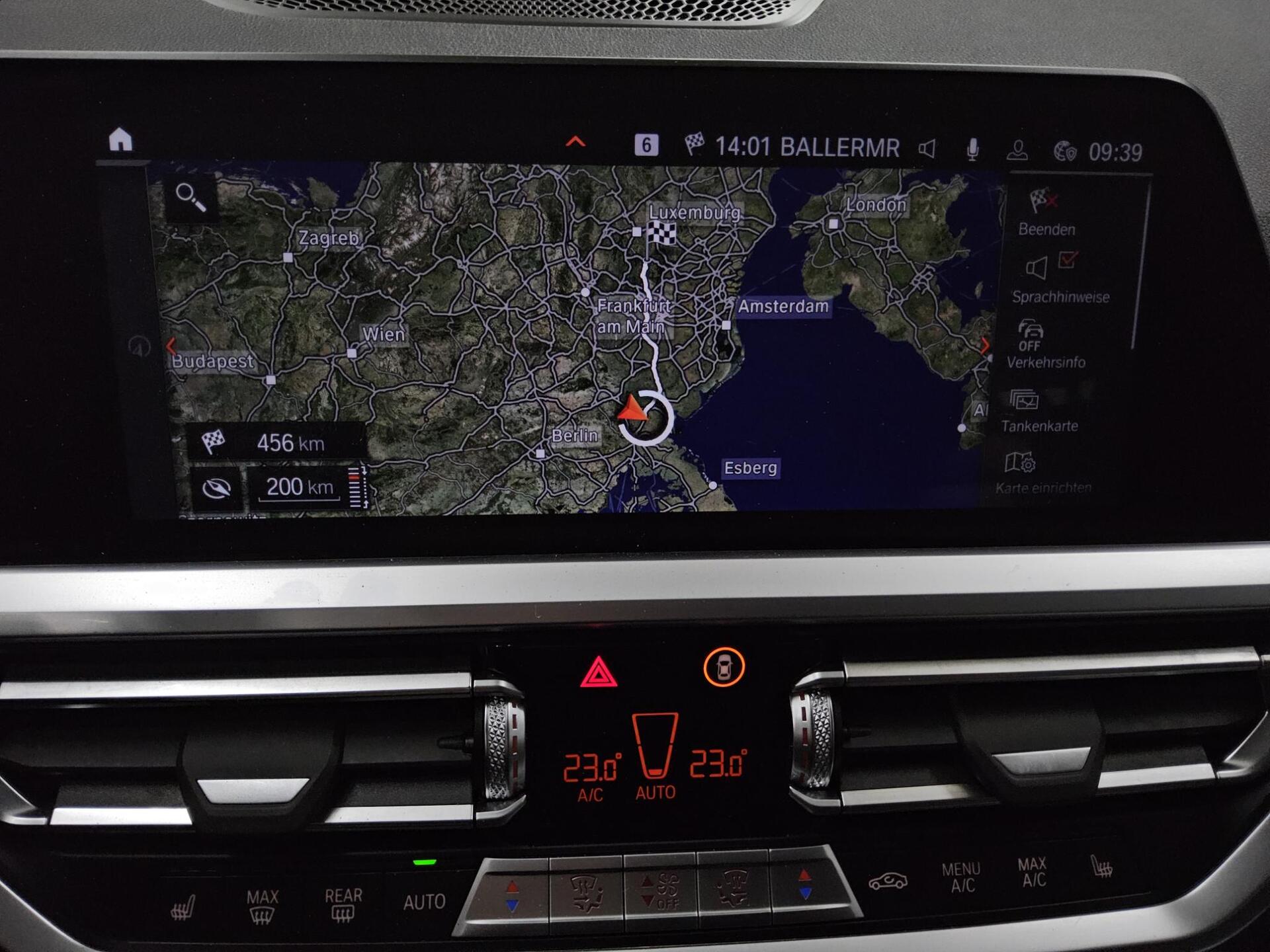 BMW 318dA Touring Advantage Leder Navi Laser LC Pro 7