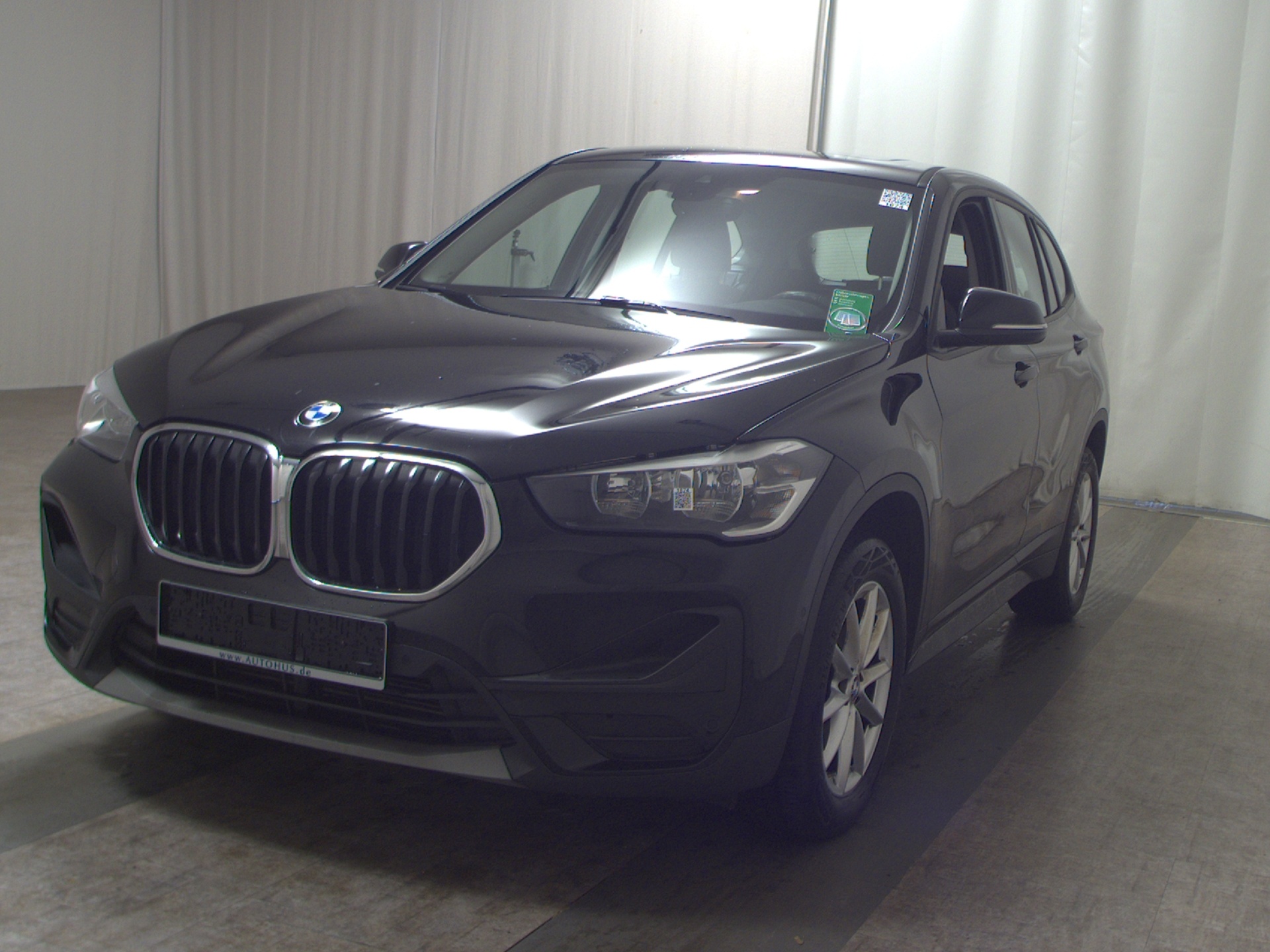 BMW X1 sDrive18d Leder Navi Pano Shz 2