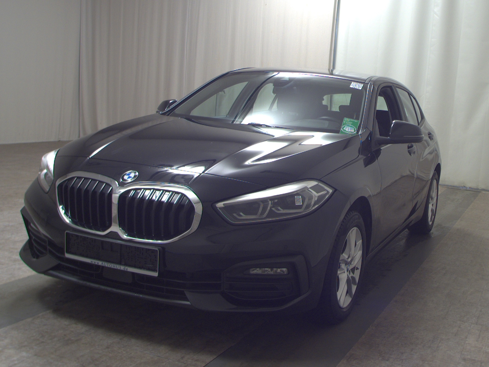BMW 118d Navi LED LC-Pro PDC Shz 2